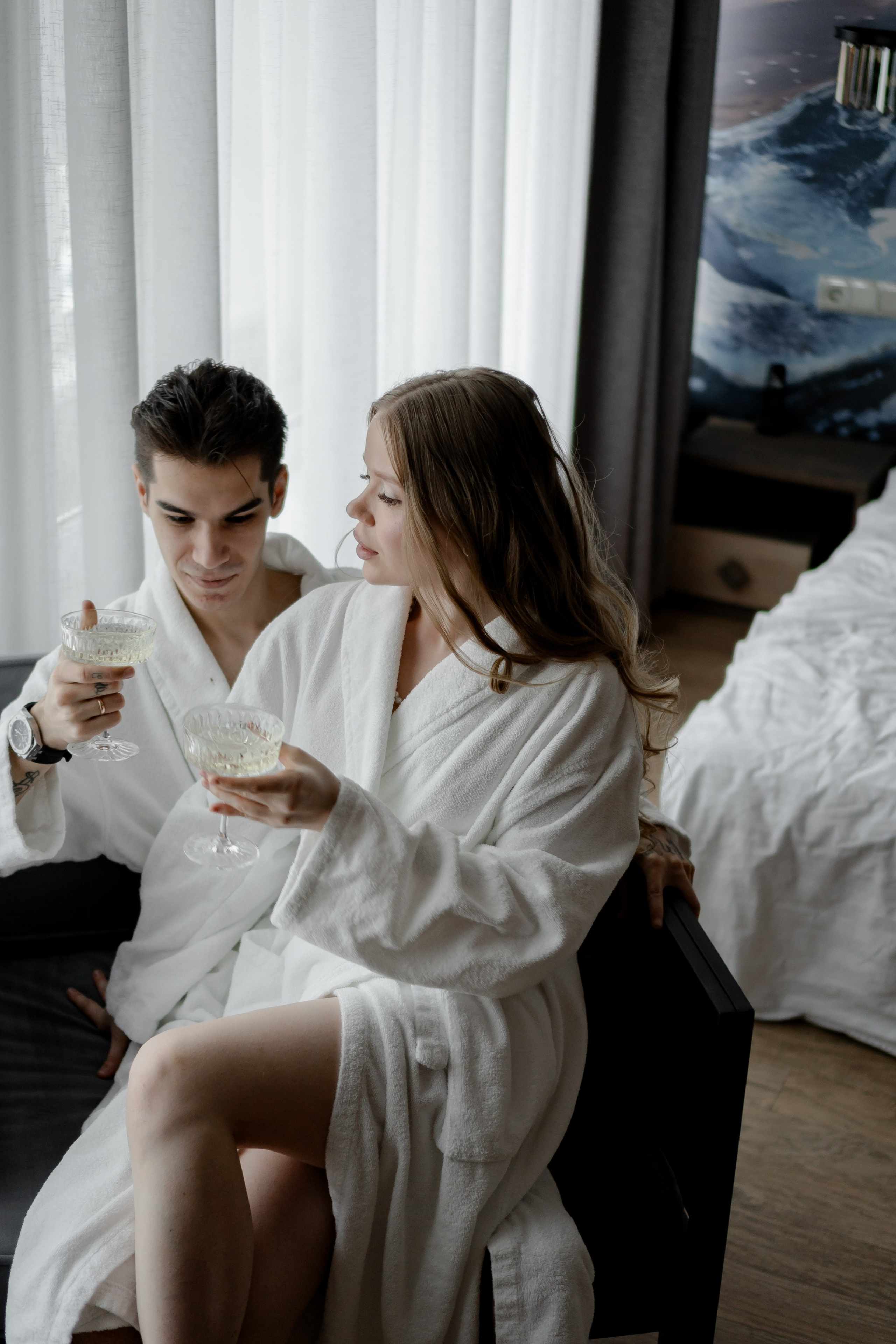 СВАДЕБНАЯ СЬЕМКА СБОРОВ В ОТЕЛЕ И ВЫЕЗД НА ЦЕРЕМОНИЮ (СНЯТО В СИБИРЕ В НИЖНЕВАРТОВСКЕ). Профессиональный фотограф, Санкт-Петербург — Виктория Богомолова