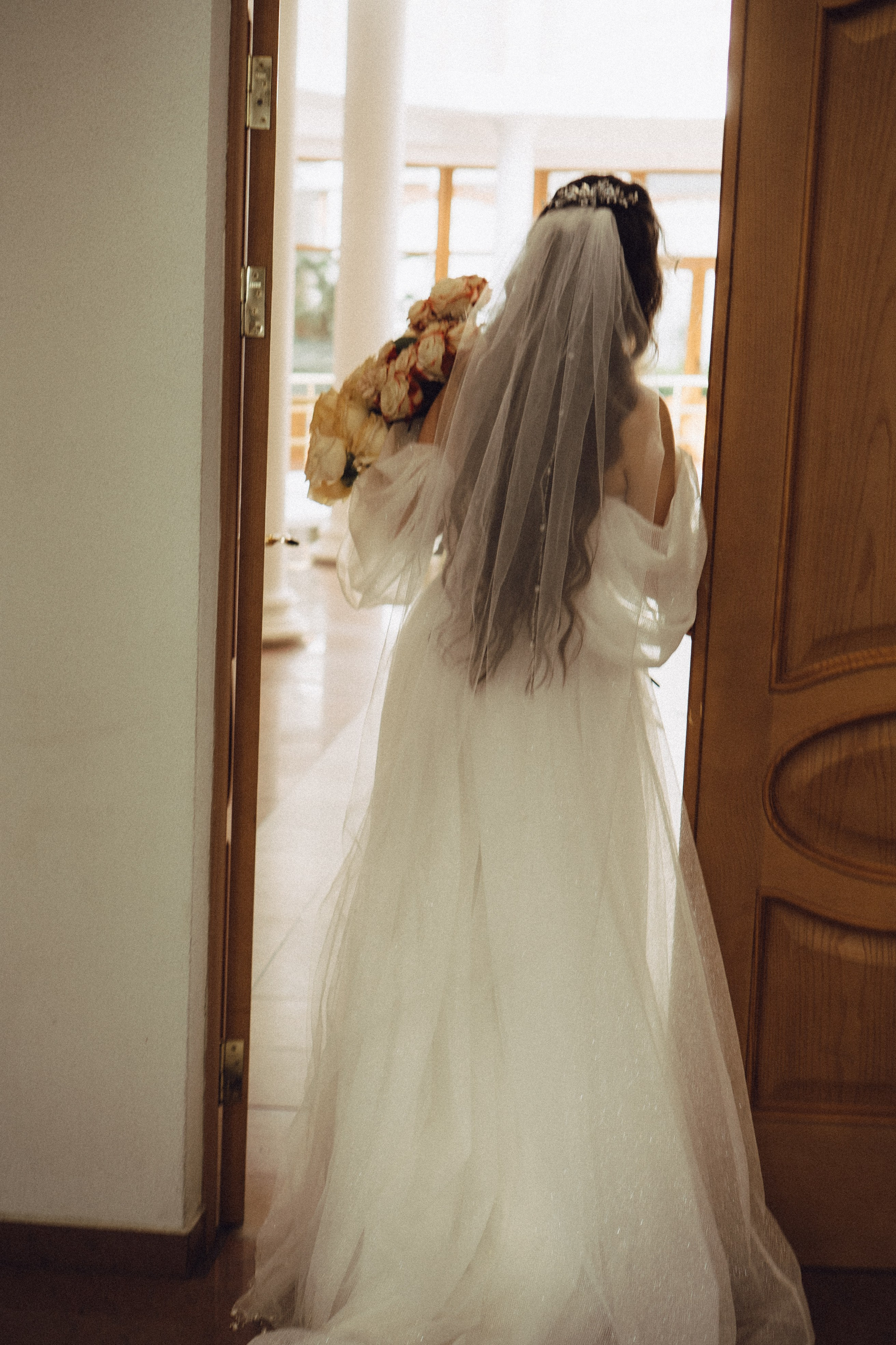 СВАДЕБНАЯ СЬЕМК В ПАРКЕ 300-ЛЕТИЯ. Профессиональный фотограф, Санкт-Петербург — Виктория Богомолова