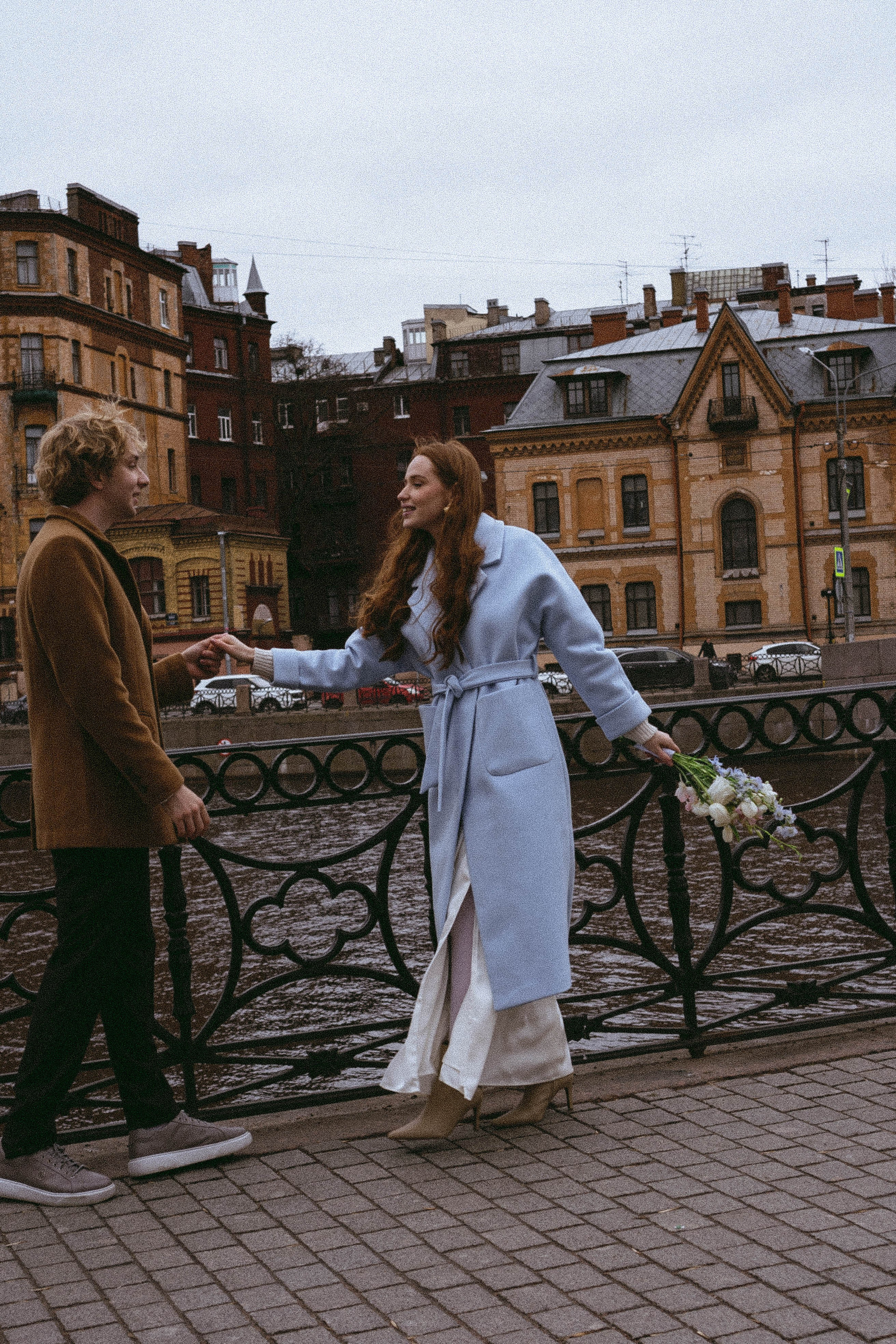 СВАДЕБНАЯ СЬЕМКА В ОТЕЛЕ. СБОРЫ ЖЕНИХА И НЕВЕСТЫ И ТАКЖЕ ТОР И ПОДГОТОВКА К ПРОГУЛКЕ И ПРОГУЛКА ПО ПЕТРОГРАДКЕ. Профессиональный фотограф, Санкт-Петербург — Виктория Богомолова