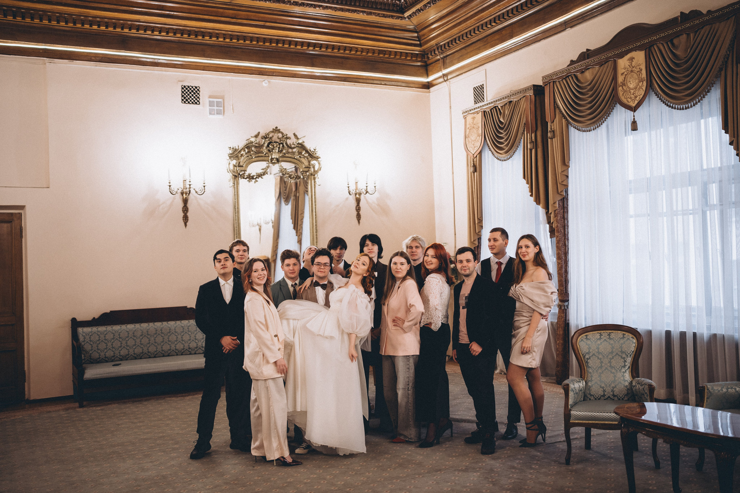 СВАДЕБНАЯ СЬЕМКА ВО ВТОРОМ ДВОРЦЕ С ГОСТЯМИ И ПРОГУЛКА В ТАВРИЧЕСКОМ САДУ. Профессиональный фотограф, Санкт-Петербург — Виктория Богомолова