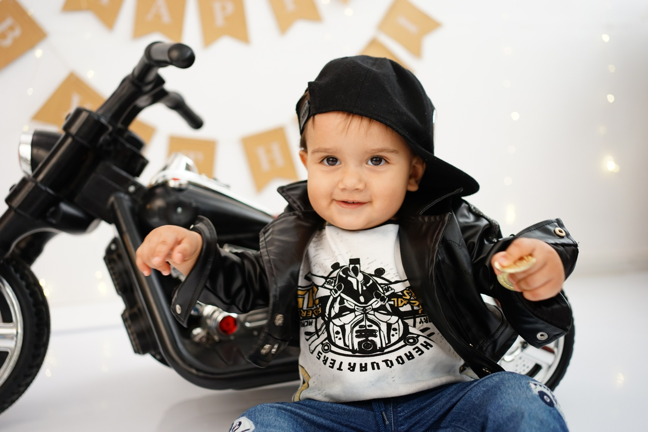 Фотосессия на Годик для Мальчиков. Детская Фотостудия ГОДОВАСИКИ в Санкт-Петербурге фотосесия на годик