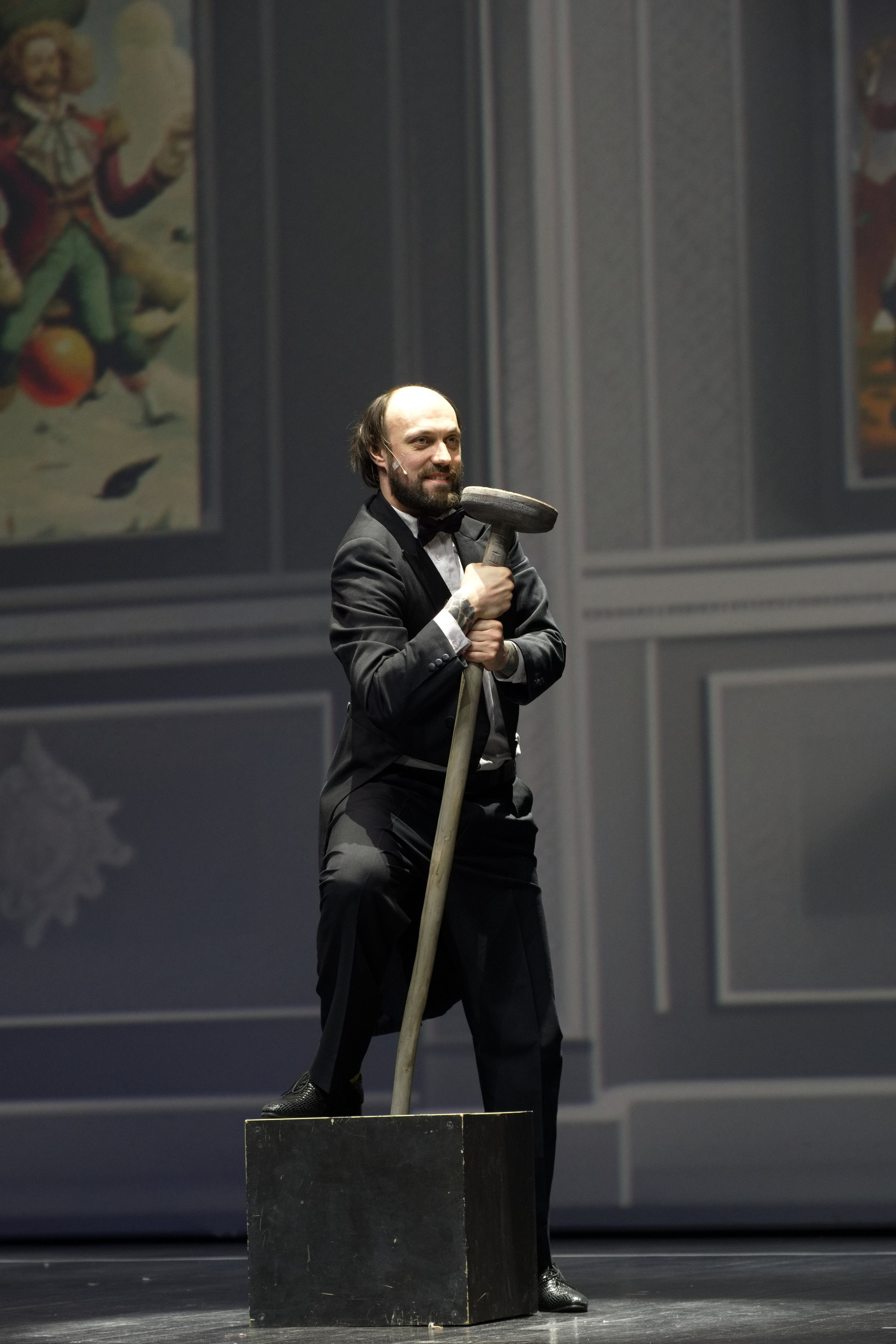 Театр И-Он, Мюнхгаузен. Семейный и детский фотограф Антон Зорин