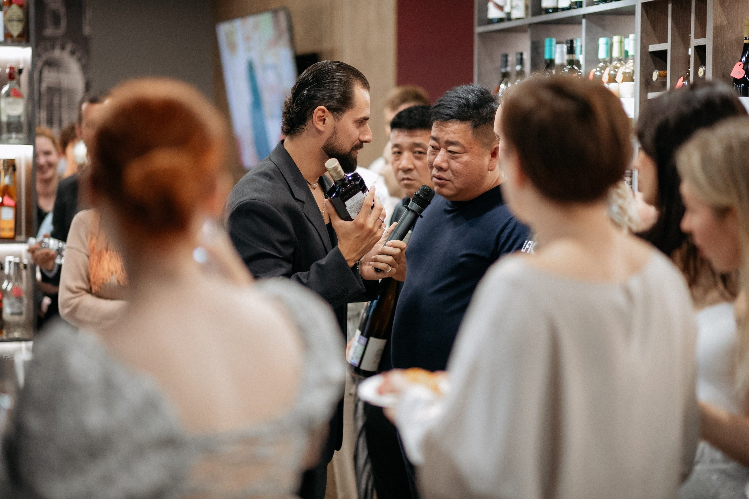 BY SIMPLE ВИНОТЕКА — ОТКРЫТИЕ. СВОИ. ФОТООТЧЕТЫ-СОБЫТИЯ-МЕСТА