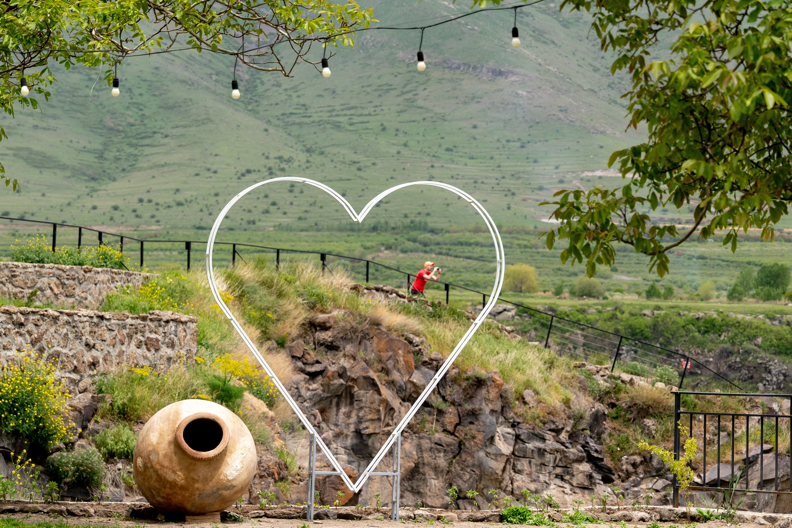 АРМЕНИЯ. ПОБУДЬ ЗДЕСЬ И ЦЕЛЕЕ БУДЕТ ЭТОТ МИР