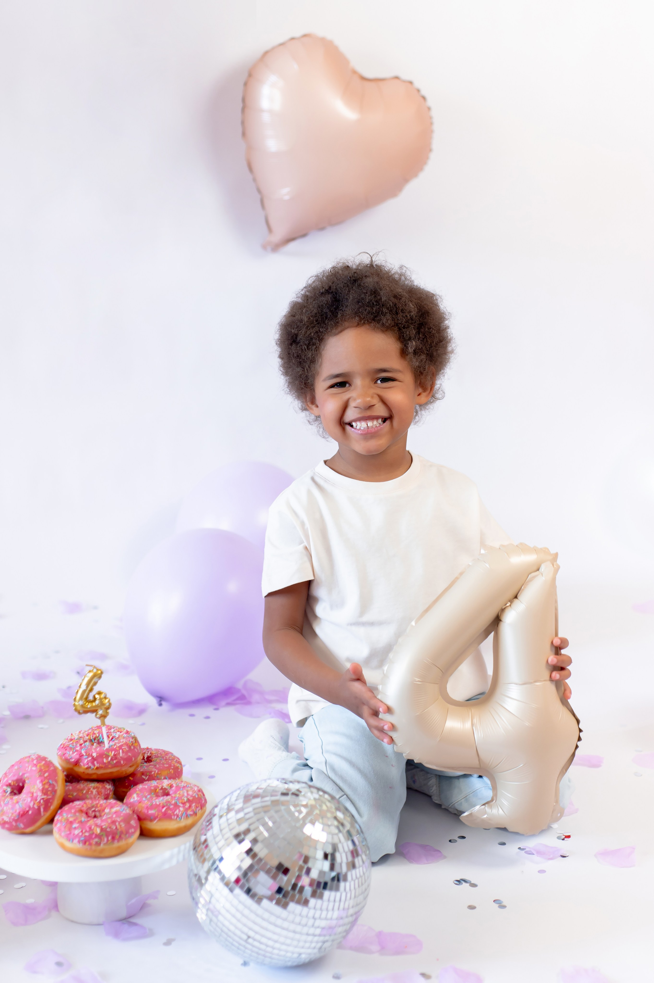 Афея. Детский и семейный фотограф Эльмира Веселова. Детская фотостудия Мира. Фотосессия на годик