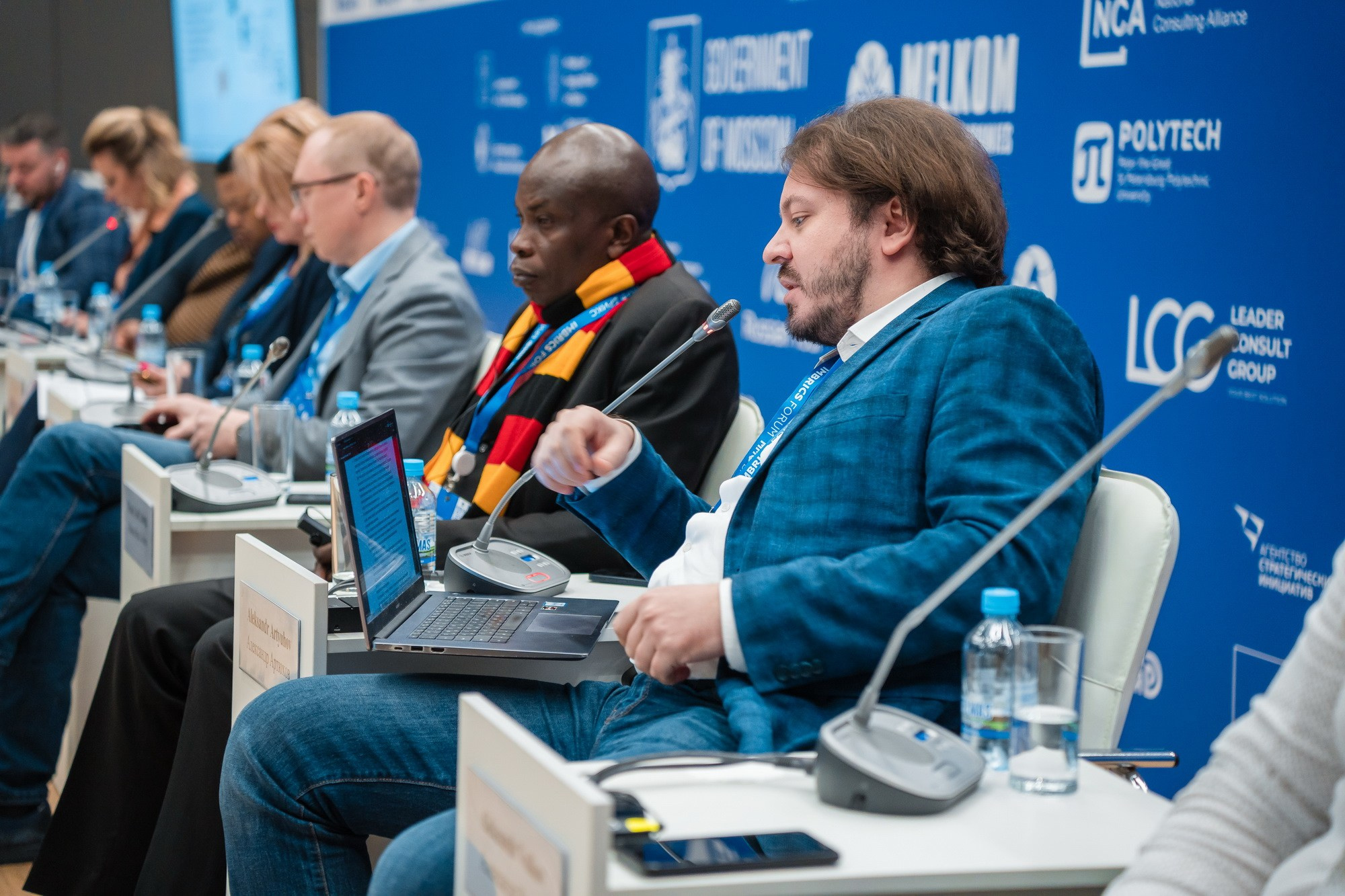 V ММФ БРИКС+ 2023. Фотограф Сергей Лукьяненко