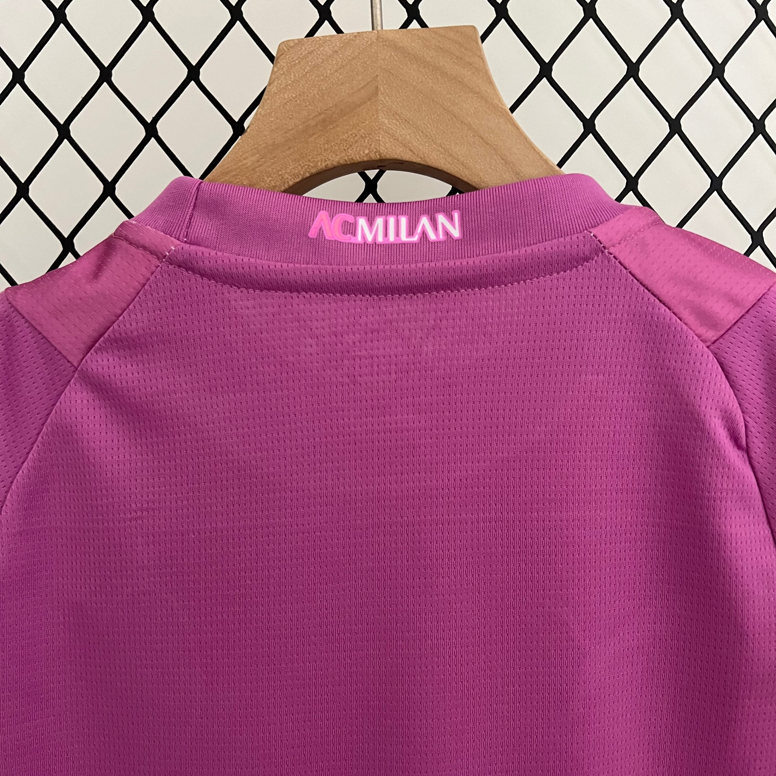 Футбольная форма для детей Милан 2023-2024 купить. Футбольный магазин — ssw_magazin