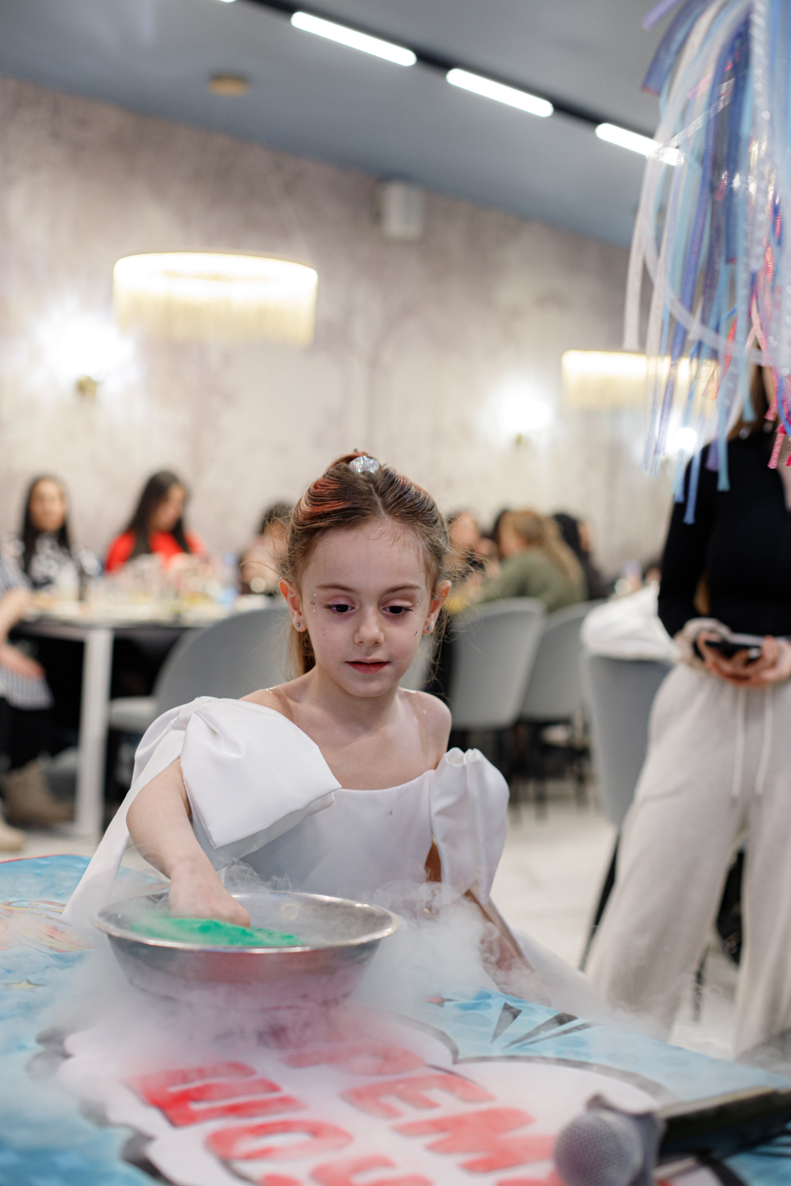 ASIA'S BIRTHDAY PARTY. Photokarish