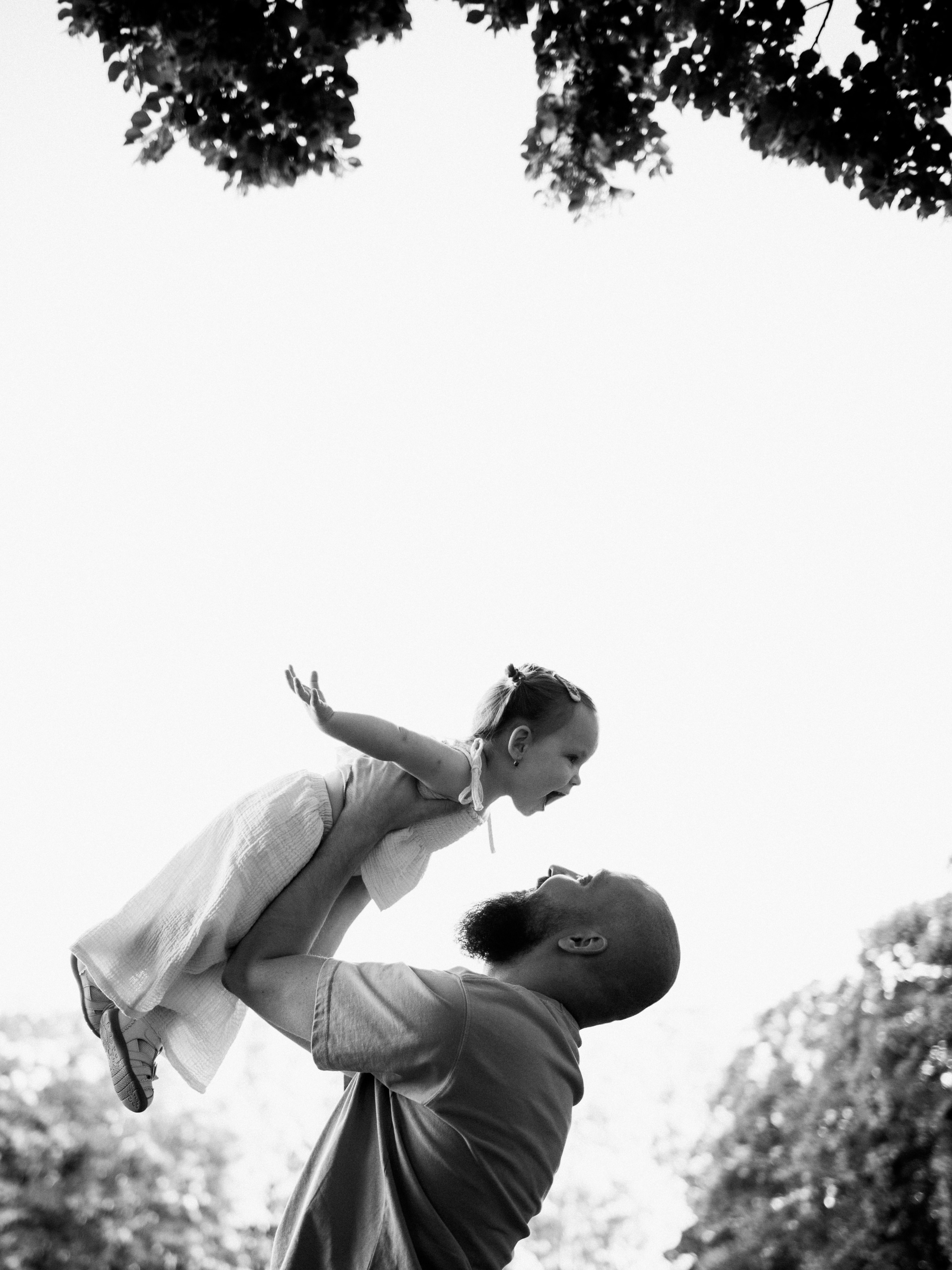 К двум годам Машули — дендрарий. Семейный фотограф в Краснодаре Храмова Анна