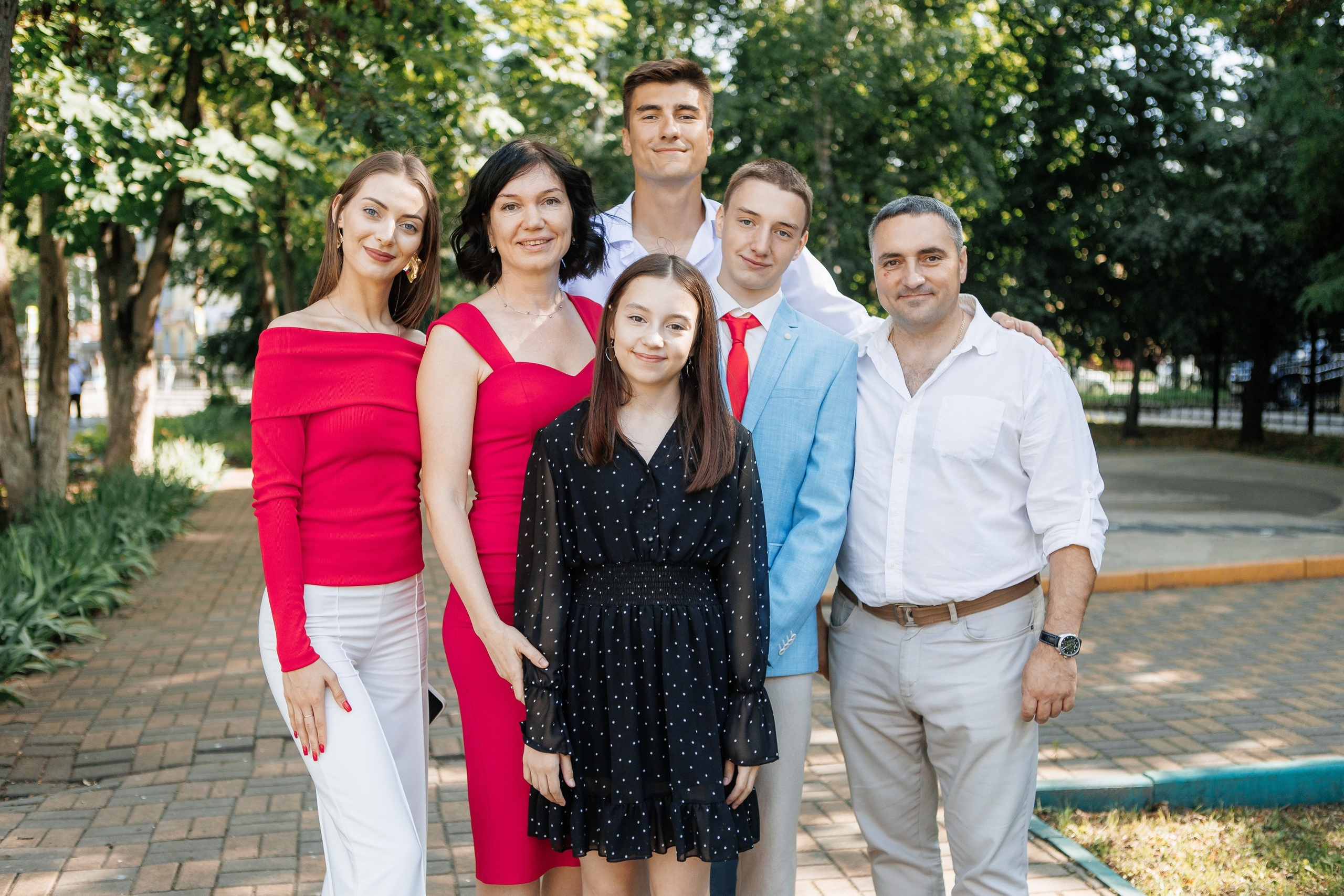 Выпускной Гимназия 12 2024 г. Свадебный и портретный Фотограф в Липецке Дмитрий Котюков