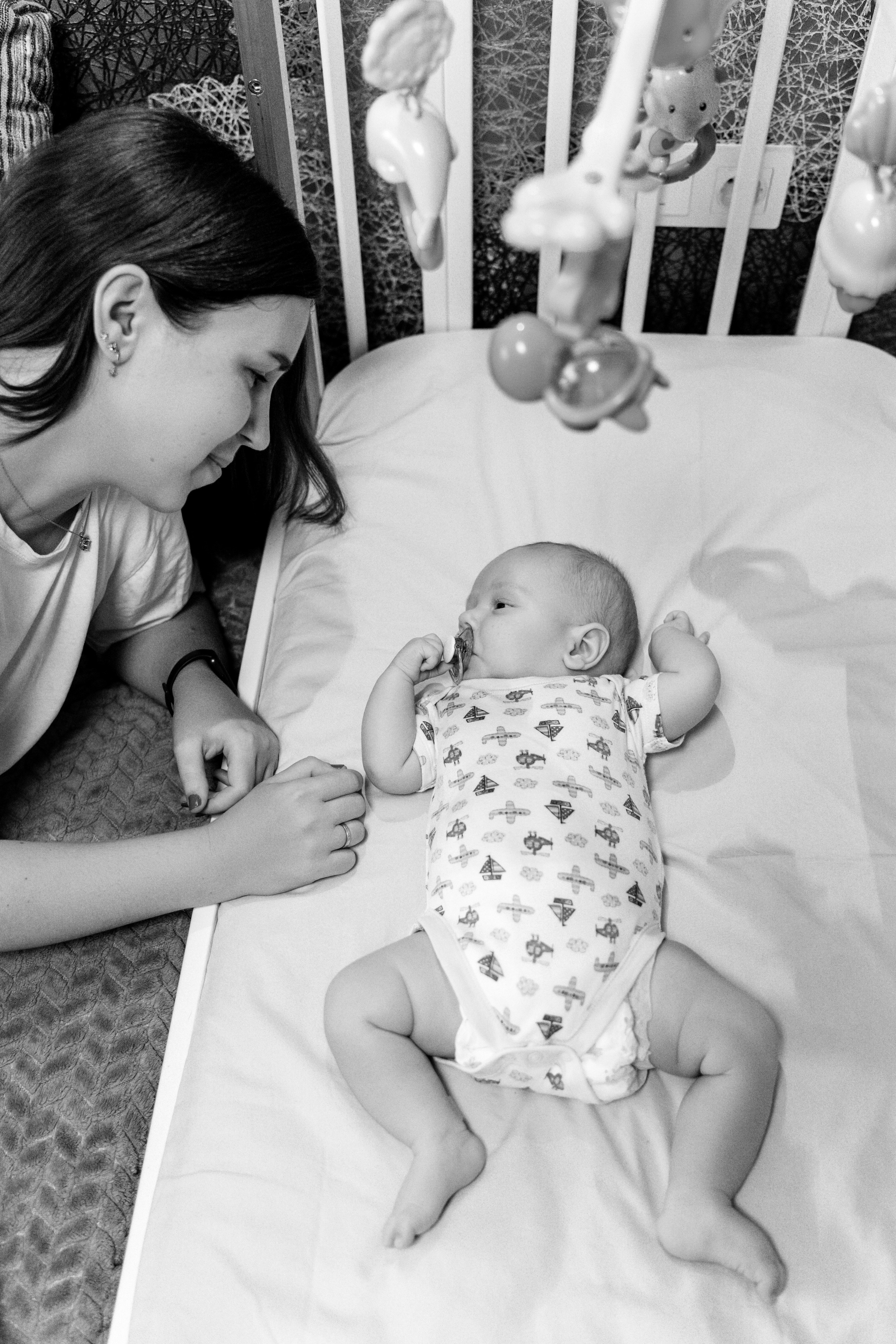 Оля и Ромка (домашняя фотосессия). Ваш семейный фотограф в Минске — Вика Трегубова