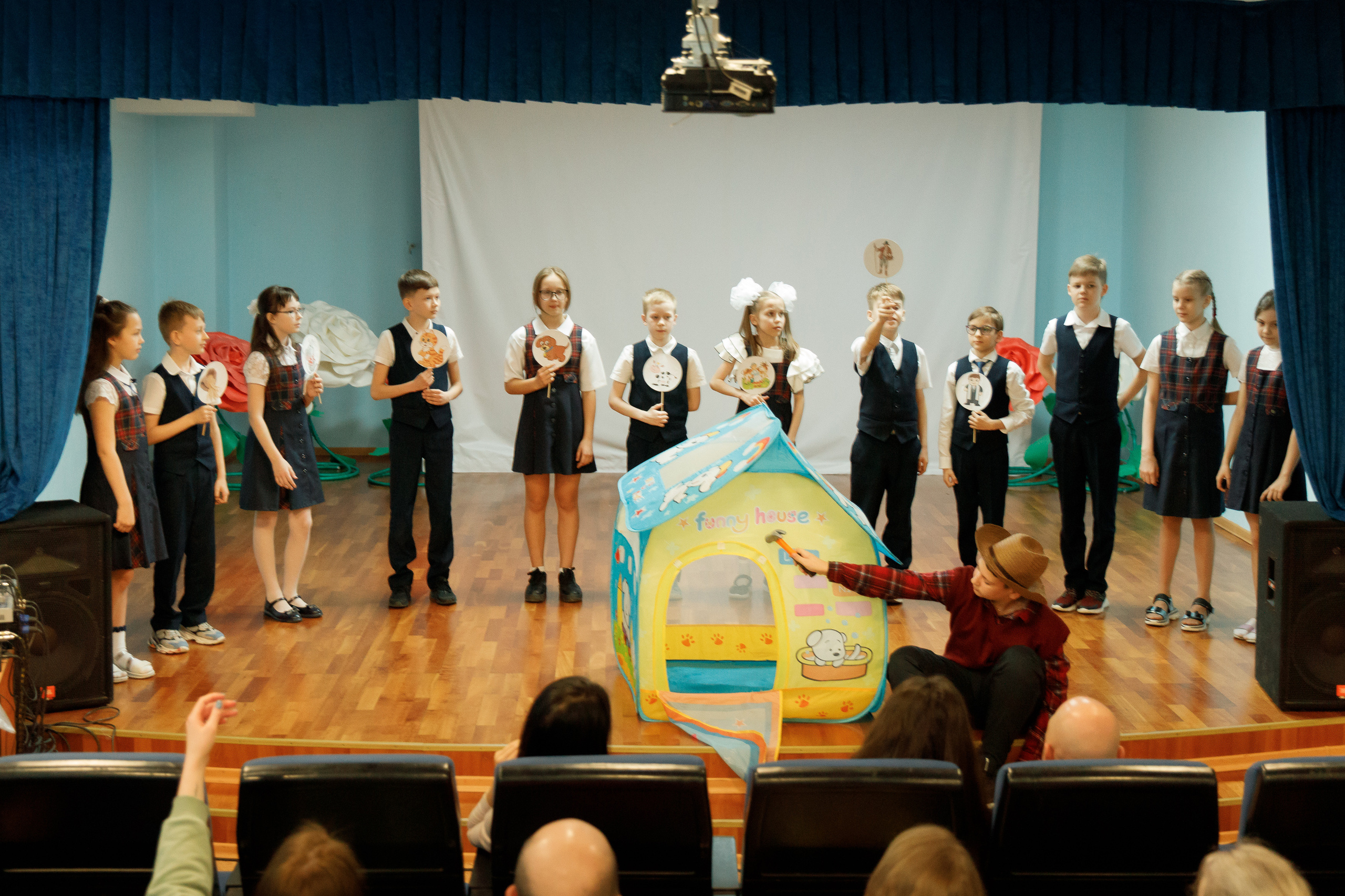 Школа «Кристалл» | Show us your talent. Свадебный, семейный и школьный фотограф в Сызрани Максим Баталов