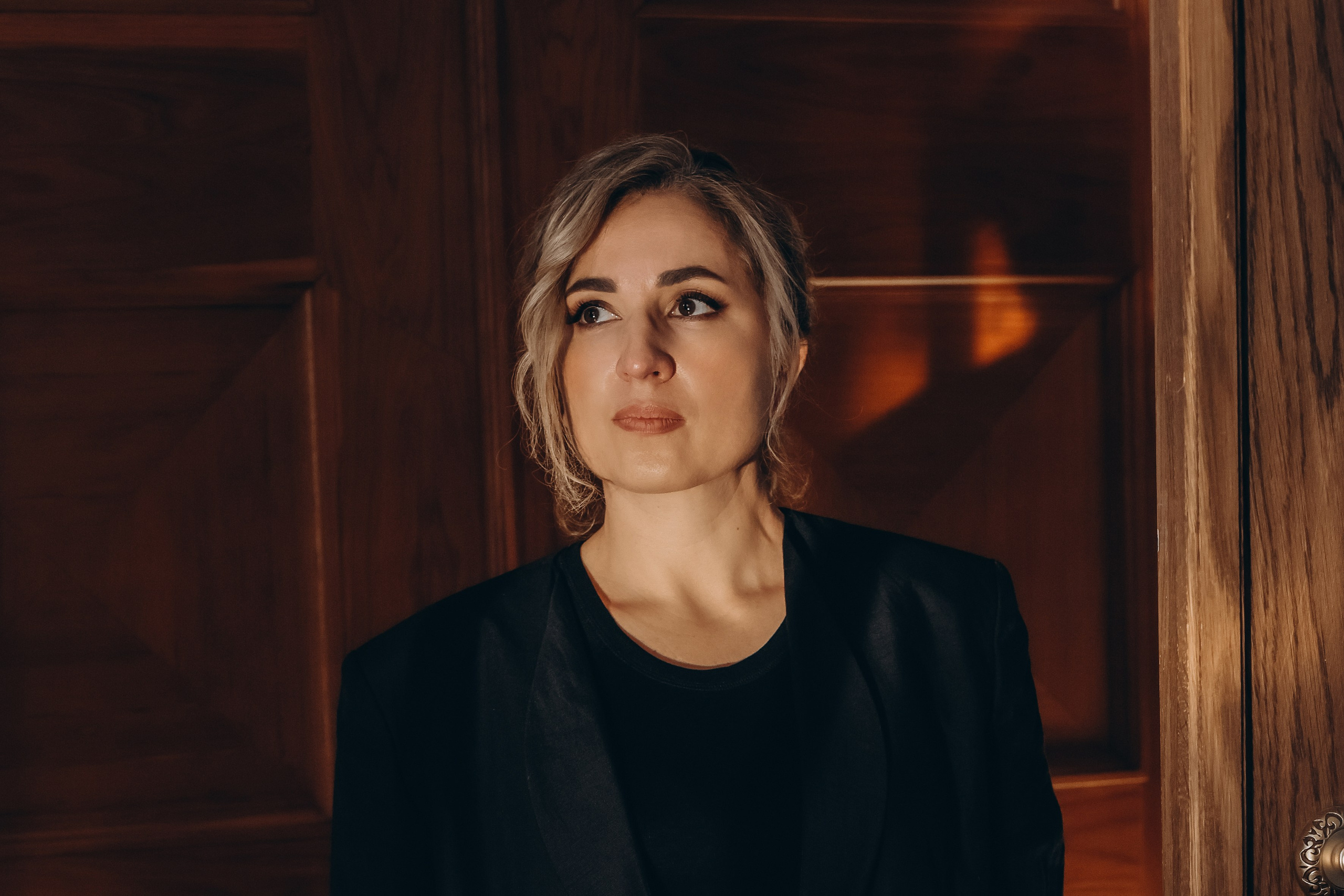 Яна и библиотека (репортажный портрет). Портретный и репортажный фотограф в Москве, Ольга Ларема