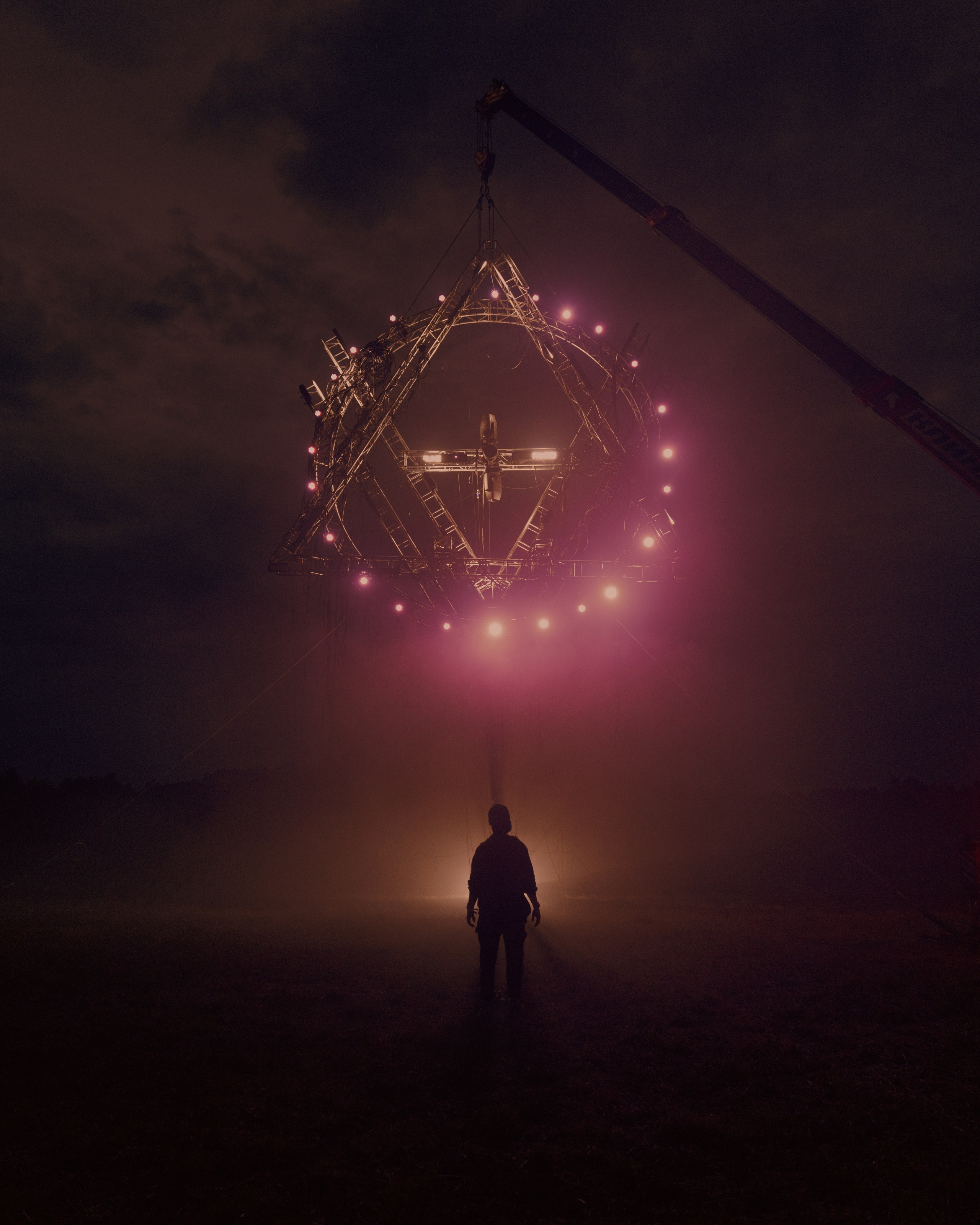 Outline 2024. @tomrus: Рустам Шагиморданов — фотограф