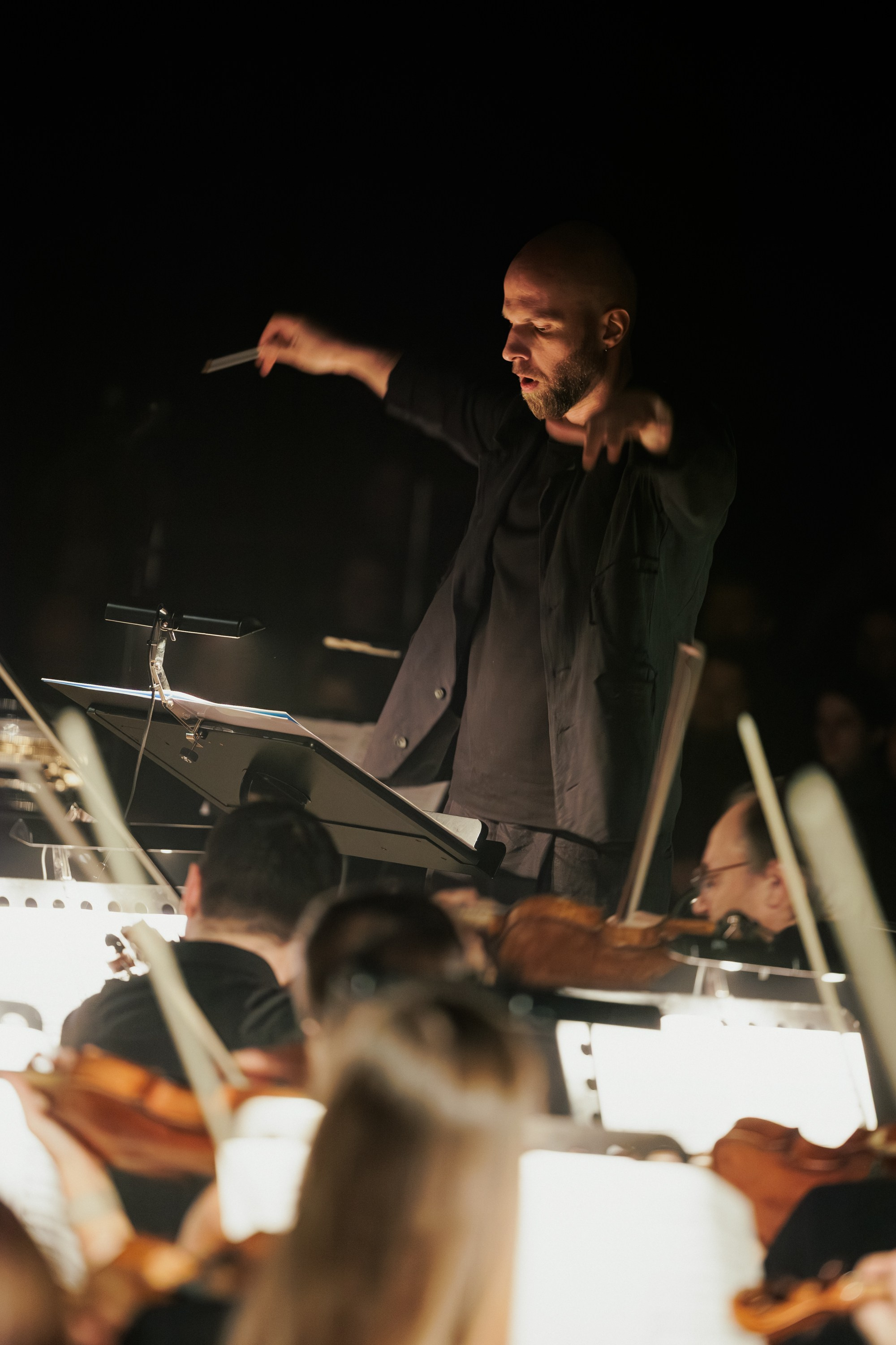 Концерт музыки композитора-резидента Алексея Ретинского «Dom Radio». Репортажный фотограф в Санкт-Петербурге Александр Паклин