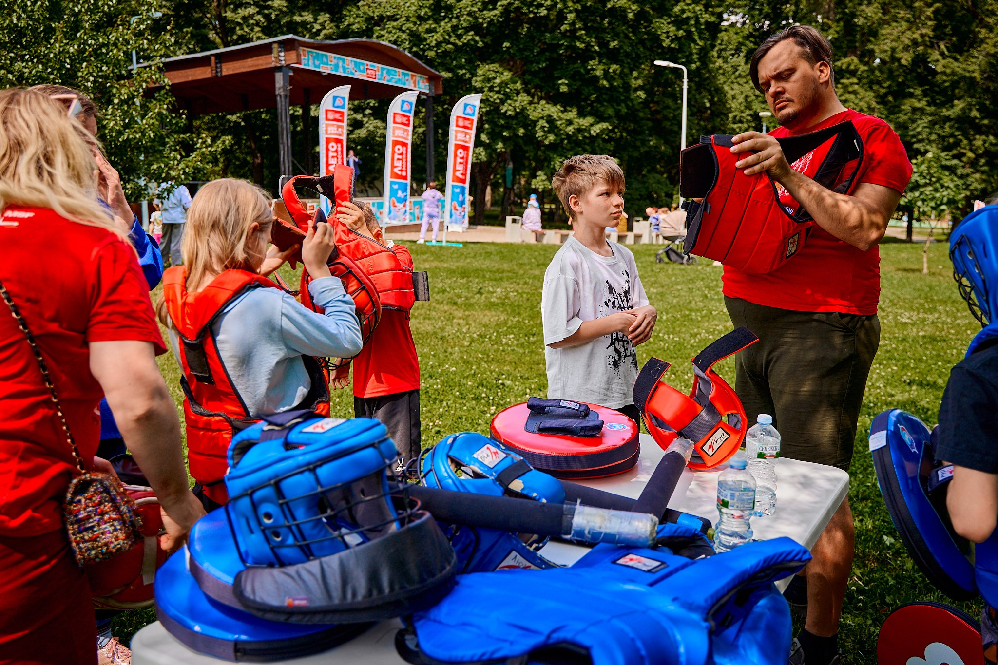 Лето в Москве: день России. Фотограф в Москве Анастасия Баева