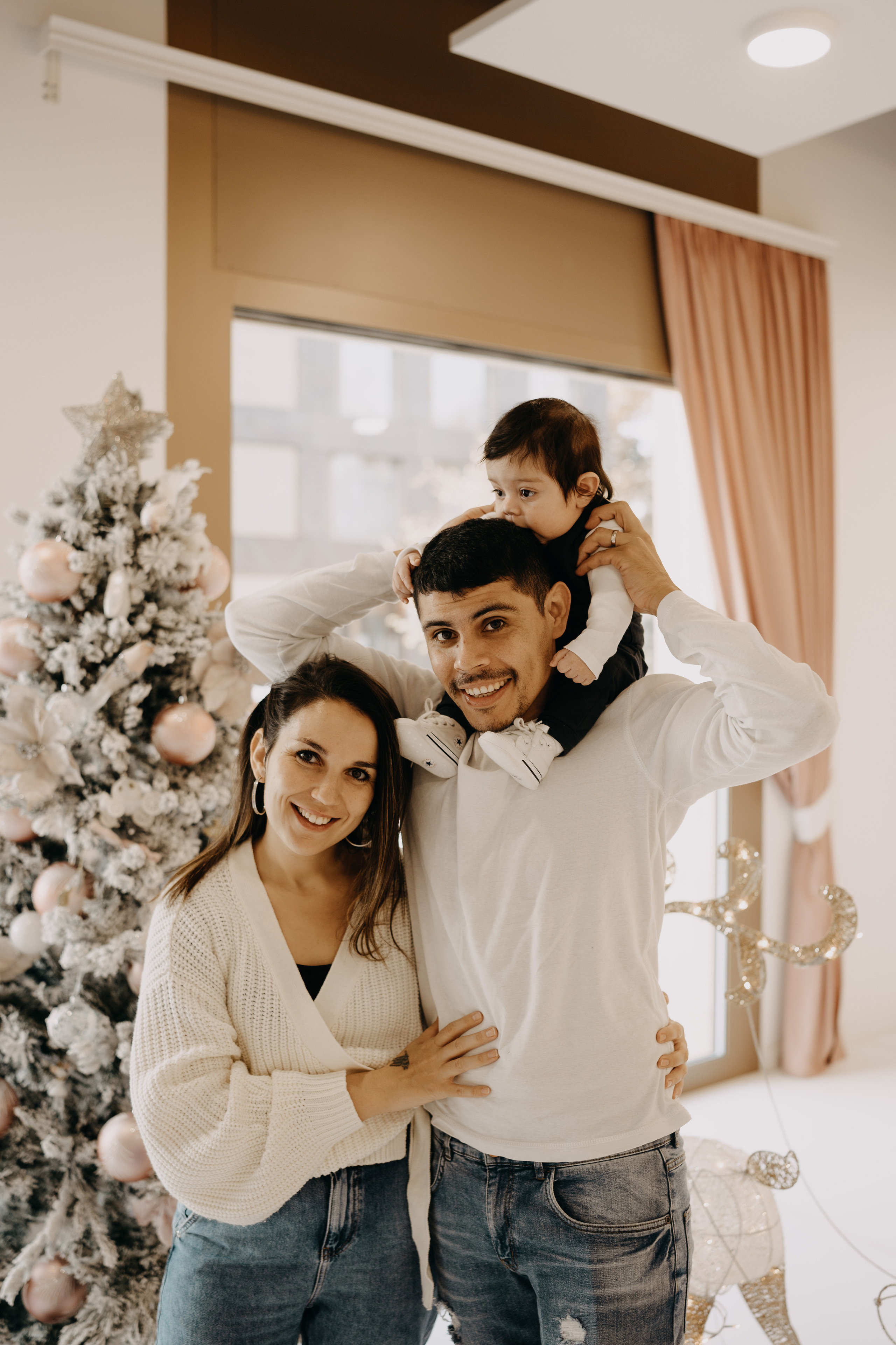 Christmas photoshoot. Профессиональный свадебный фотограф в Женеве и Швейцарии | Таня Вовчецкая