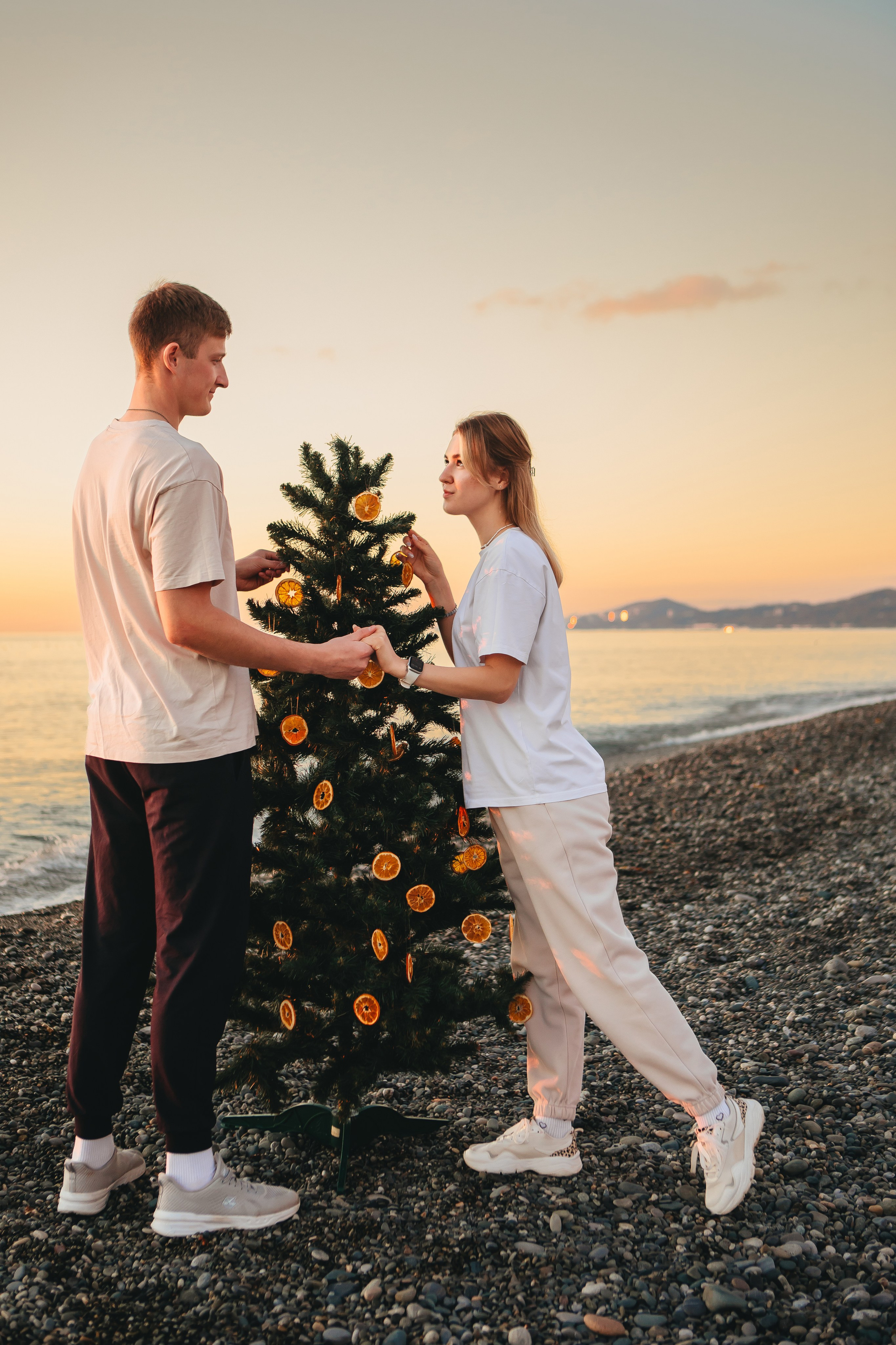 Новый год на море. Семейный и свадебный фотограф Сочи Адлер Сириус Красная поляна