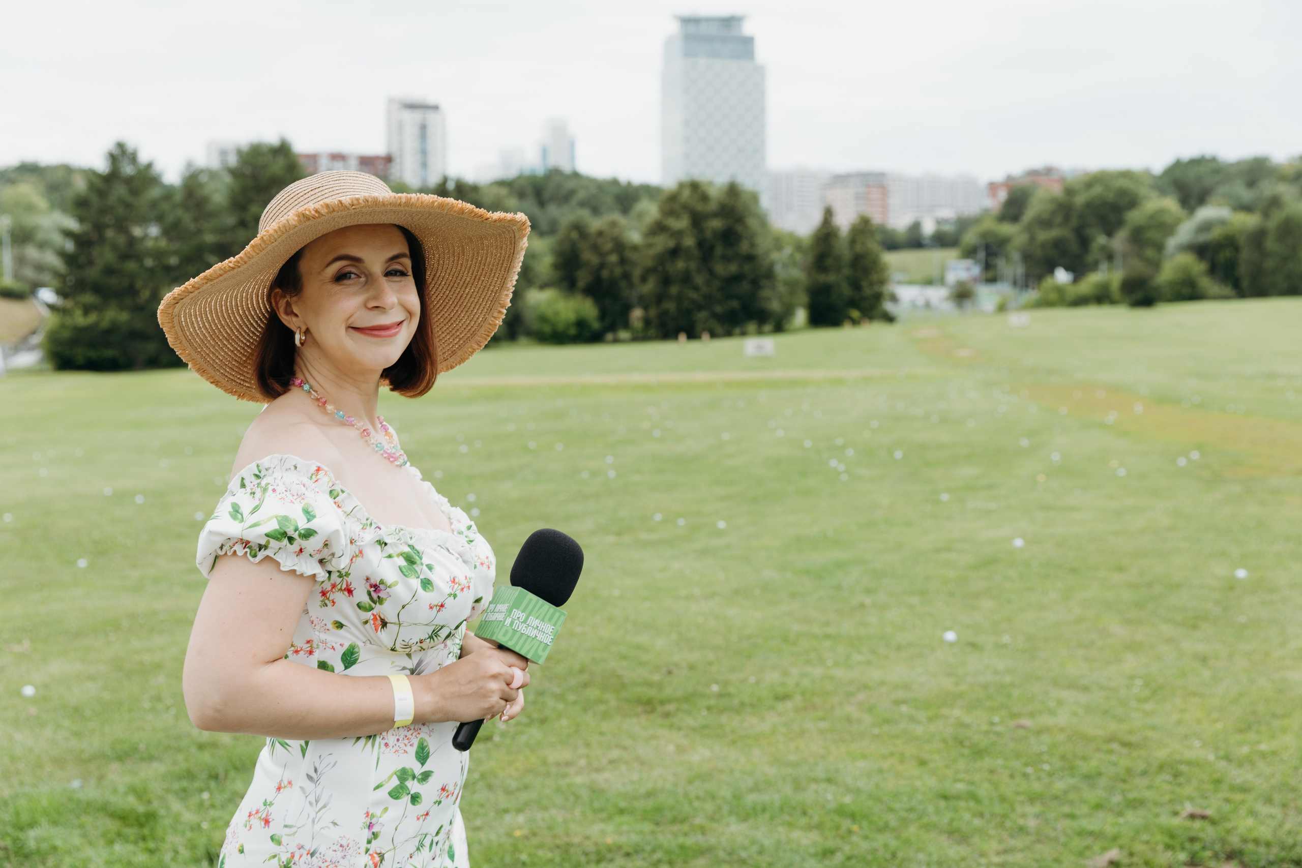 Светская хроника. Аксана Лисовская фотограф в Москве. Фотографии с характером