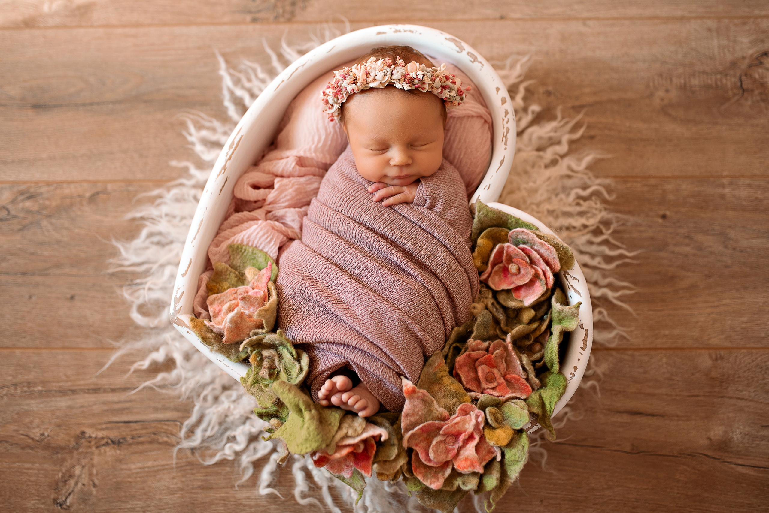 Новорожденные девочки. Фотограф новорожденных и детей до года в Челябинске Иванова Елена