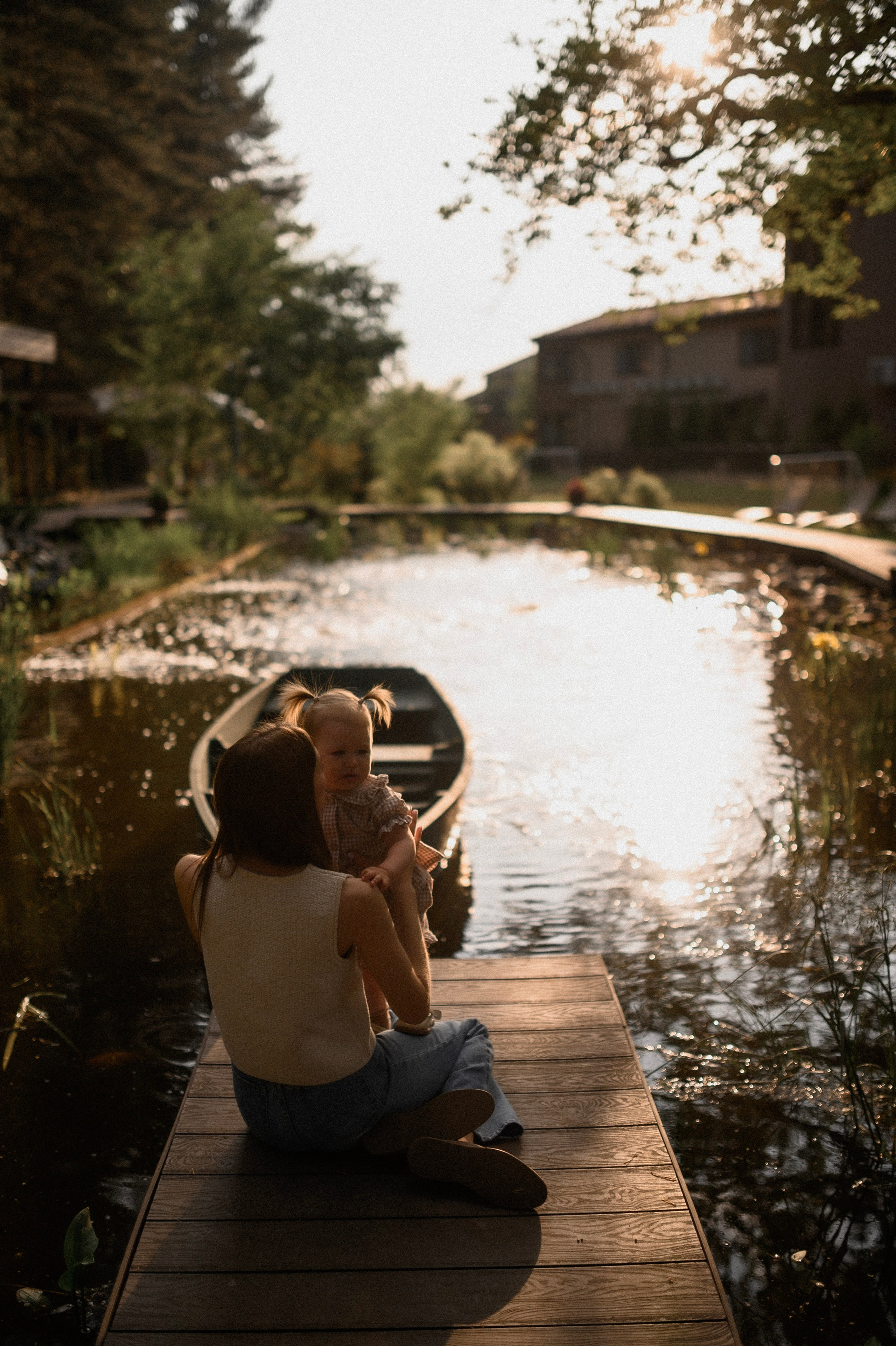 Надя и Алиса в ресторане Кедр. Семейный и свадебный lifestyle-фотограф в Москве Мария Петрова
