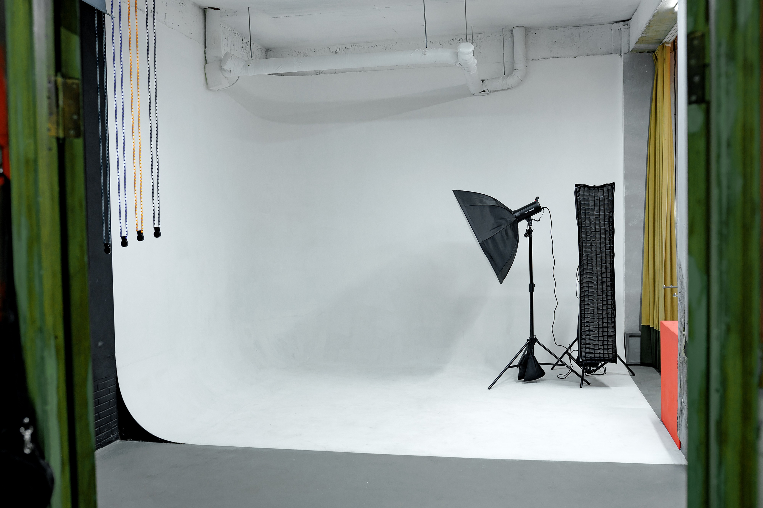 Fairytale Dungeon Творческая фото-мастерская. Волшебные фотосессии в Алматы