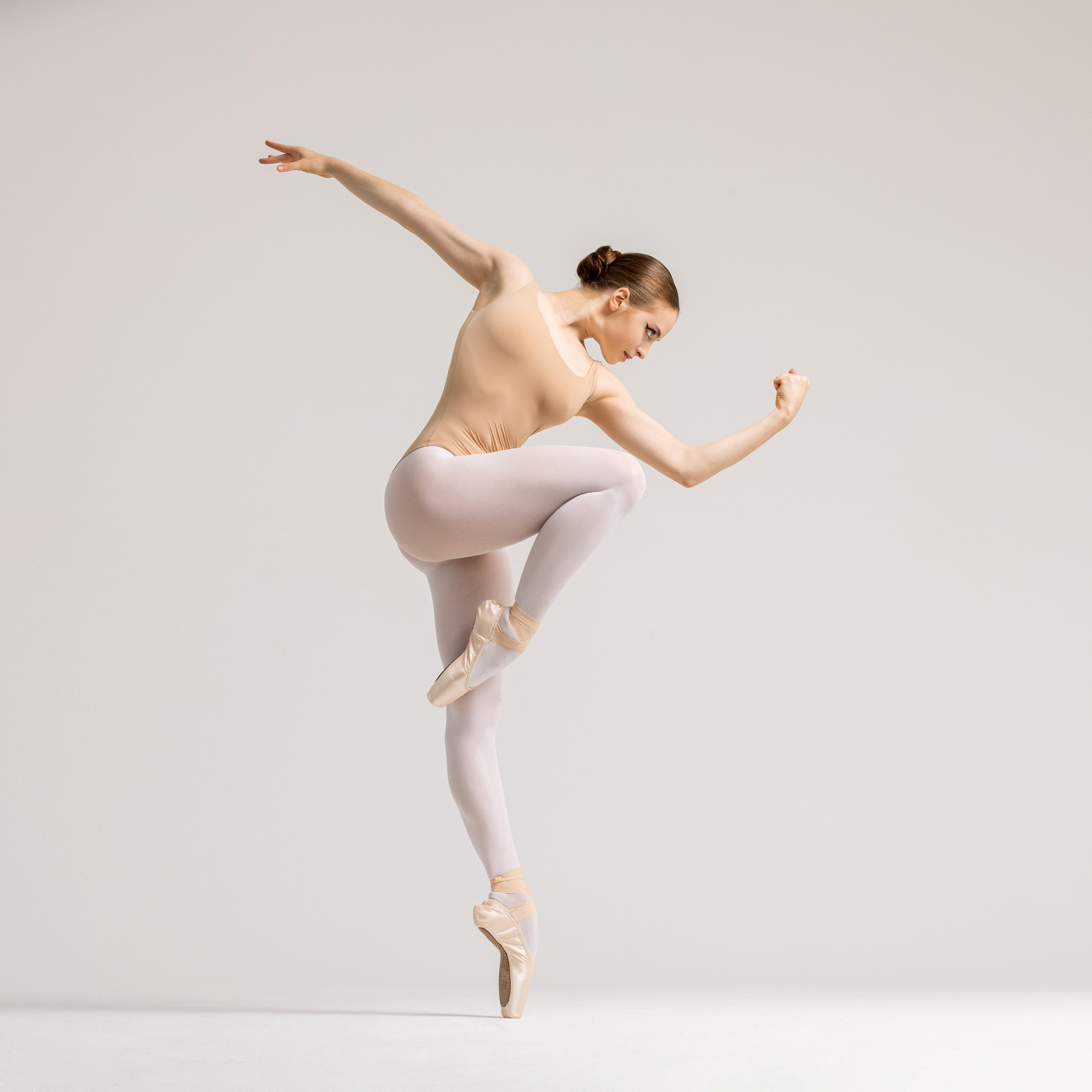 Балетная съёмка на белой циклораме и фонах. Балетный фотограф Алина Ханько — Душа Балета