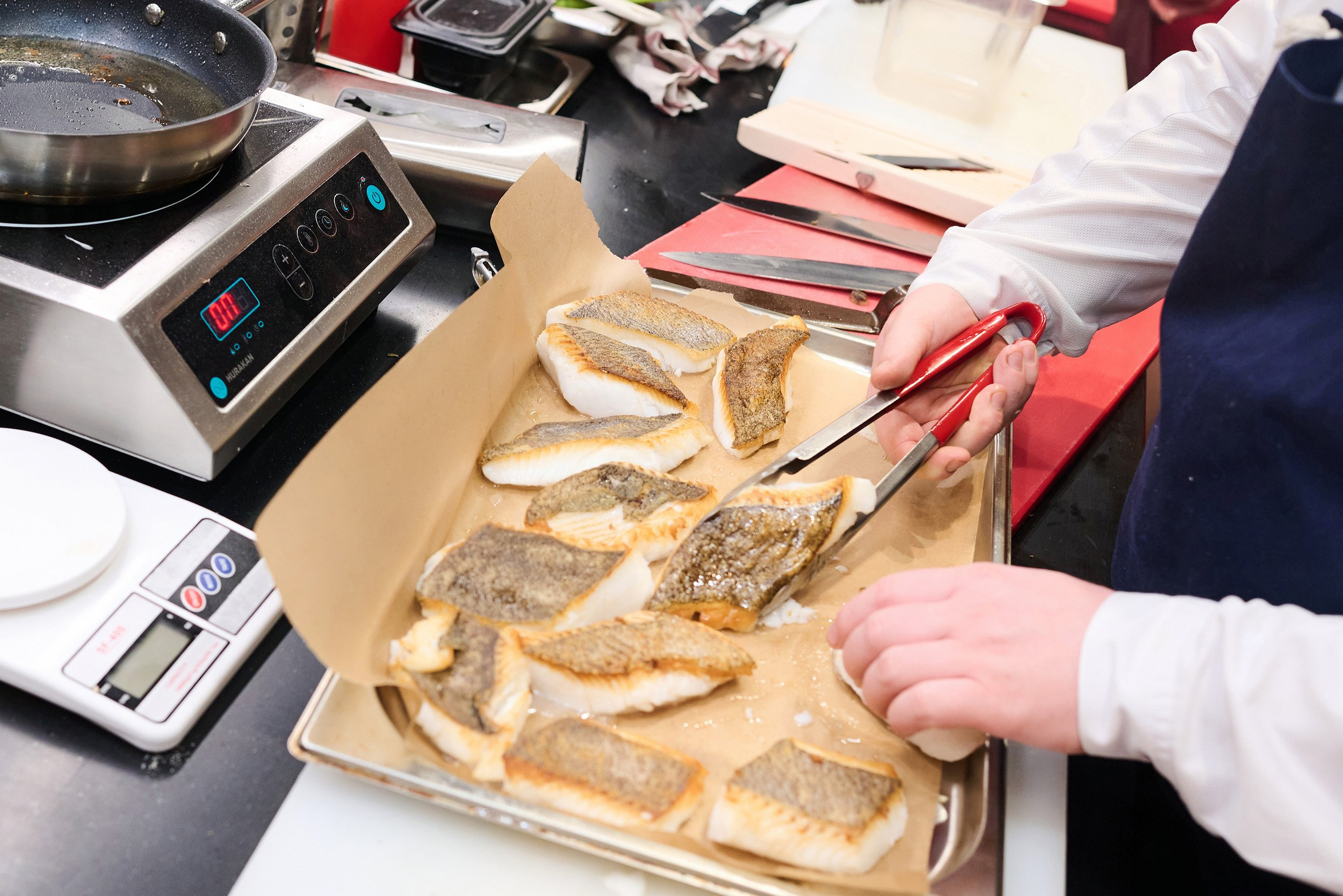 Кулинарный мастер-класс. Свадебный фотограф в Санкт-Петербурге Петергофе Пушкине Саша Галлс / Александр Галлс