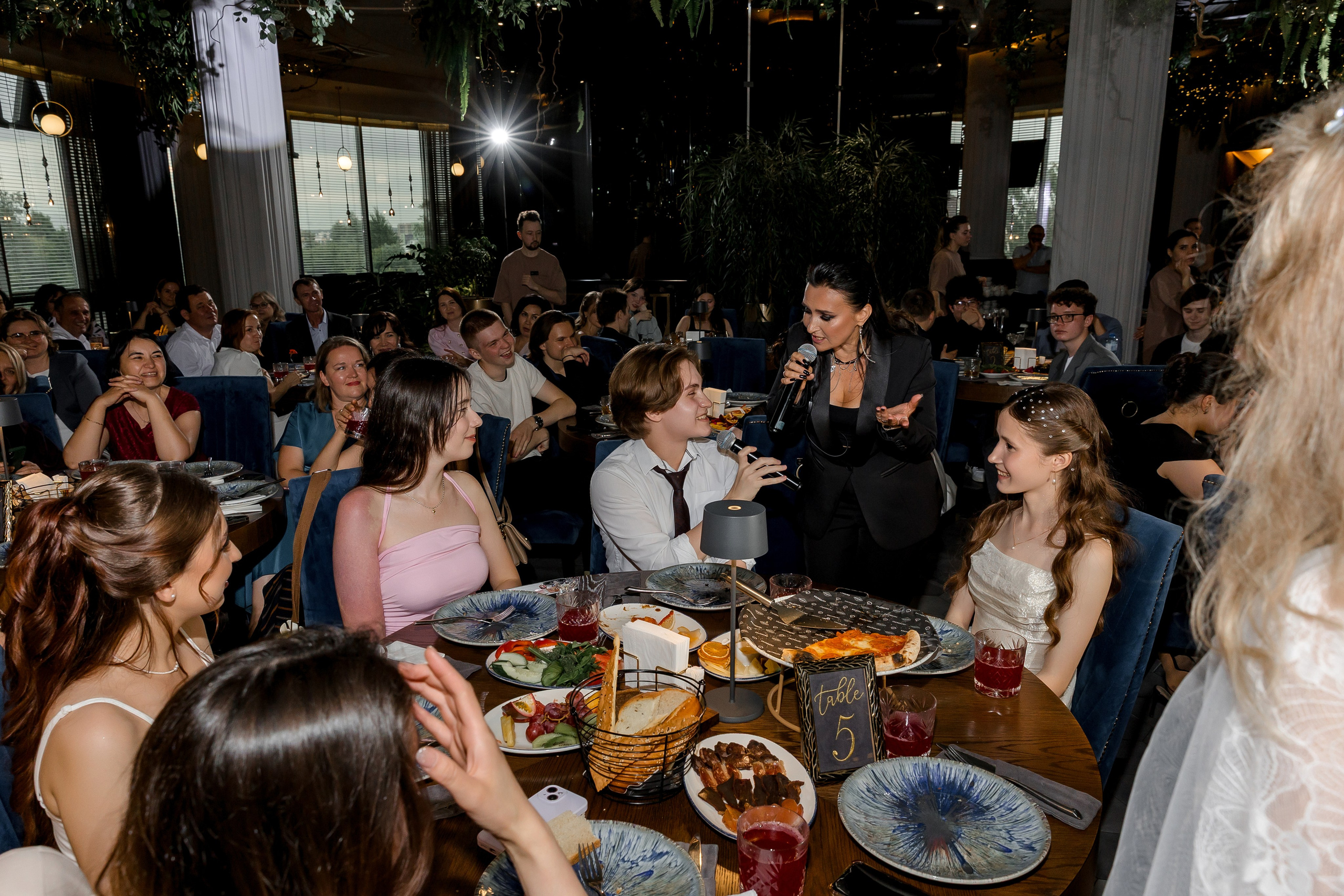 ВЫПУСКНОЙ CHEESERIA-Гимназия 33. Свадебный и семейный фотограф Динар Гильмутдинов