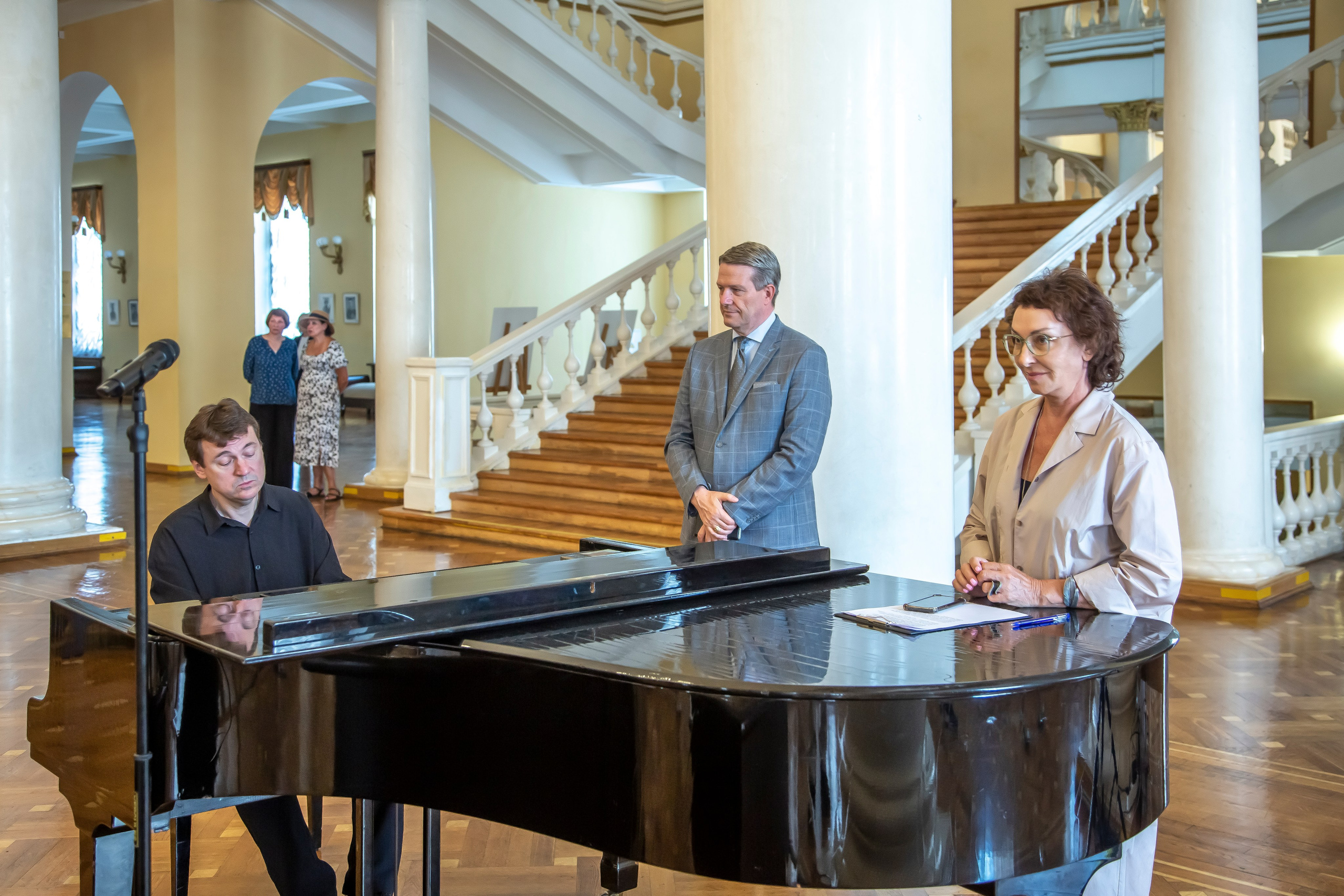 Чайковский и Надежда премьера спектакля Зимний театр Сочи. Фотограф в Сочи Юрий Шептаев