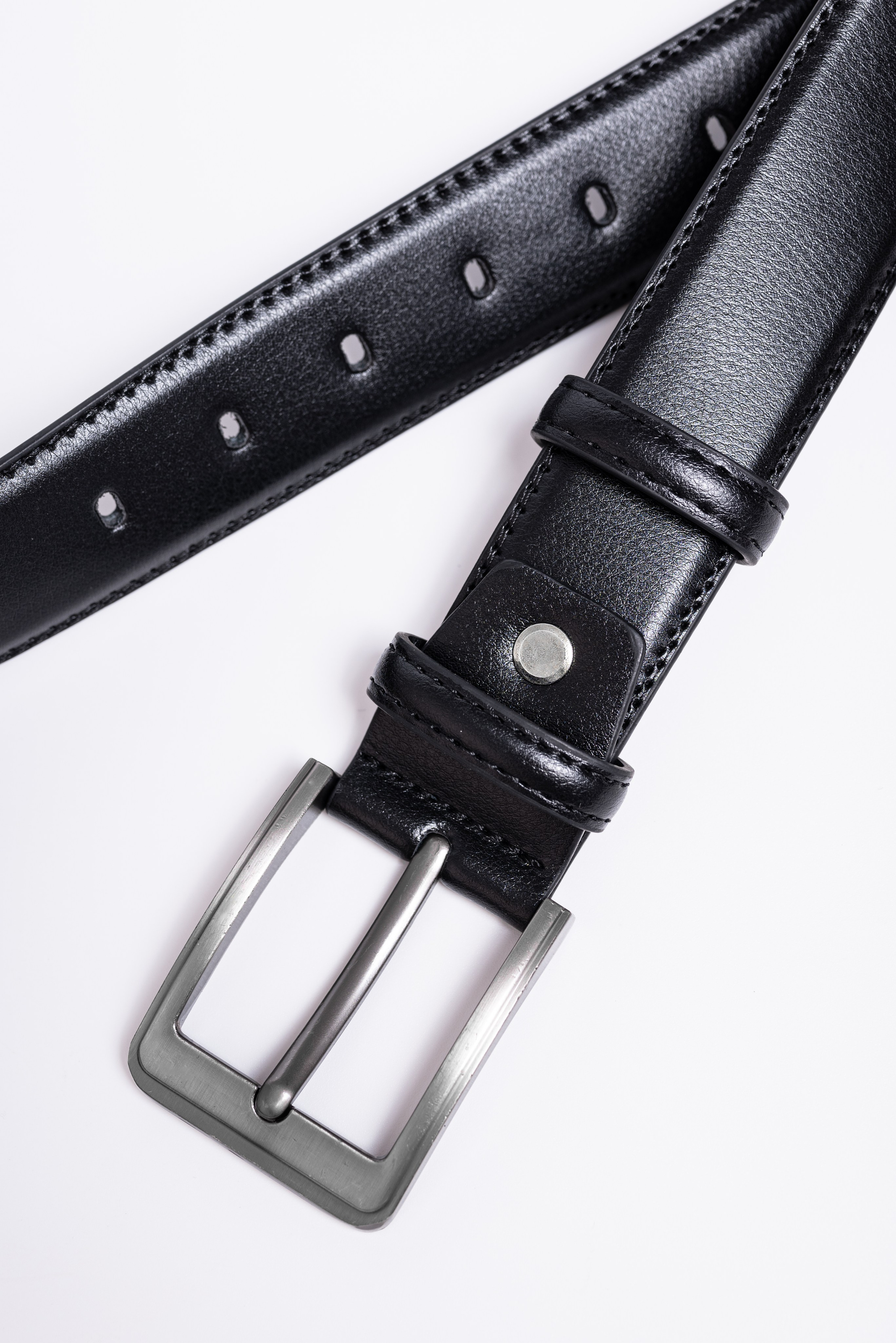 Ремень. Предметный фотограф, фото для маркетплейсов Пятигорск, КМВ