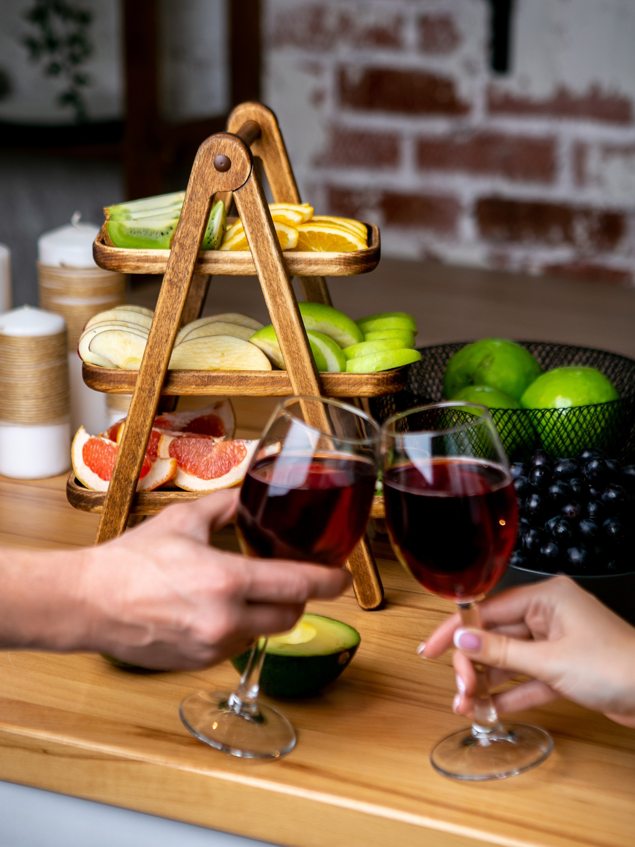 Подносы и этажерки. Контент фотограф, съемка для маркетплейсов, фуд съемка и репортажи в Новосибирске Ралия Галеева