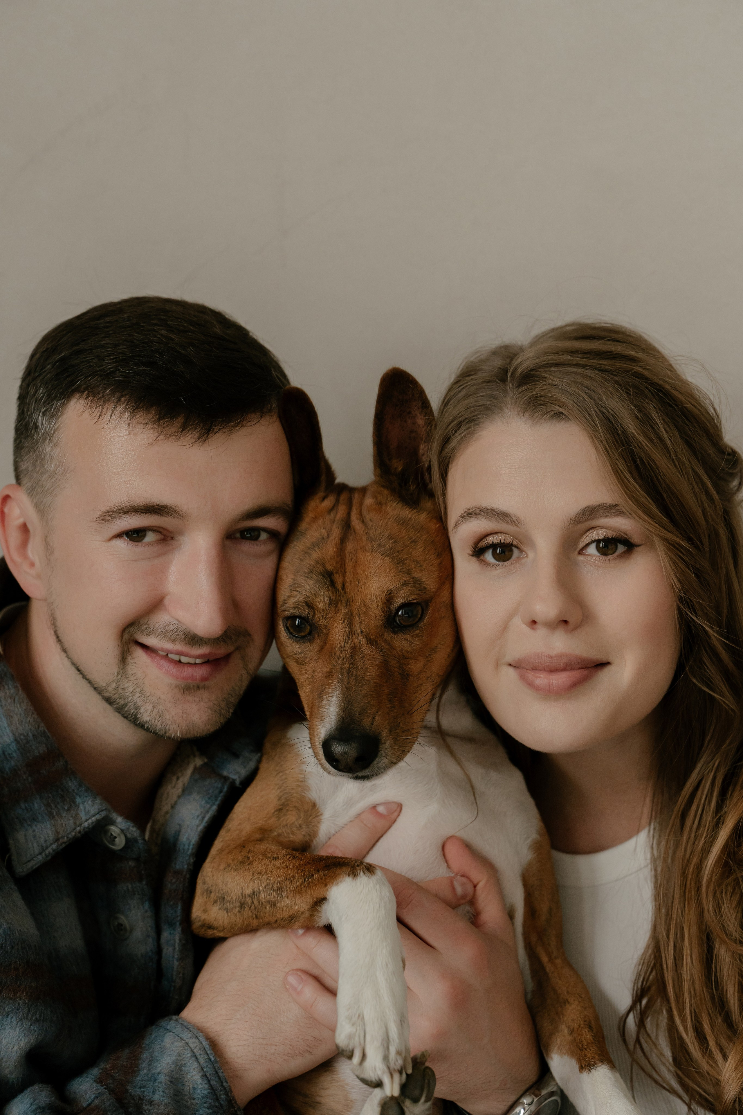 Арина, Антон и Бутс. Свадебный и семейный фотограф в Москве и Красногорске — живые кадры | Анастасия Тихонова