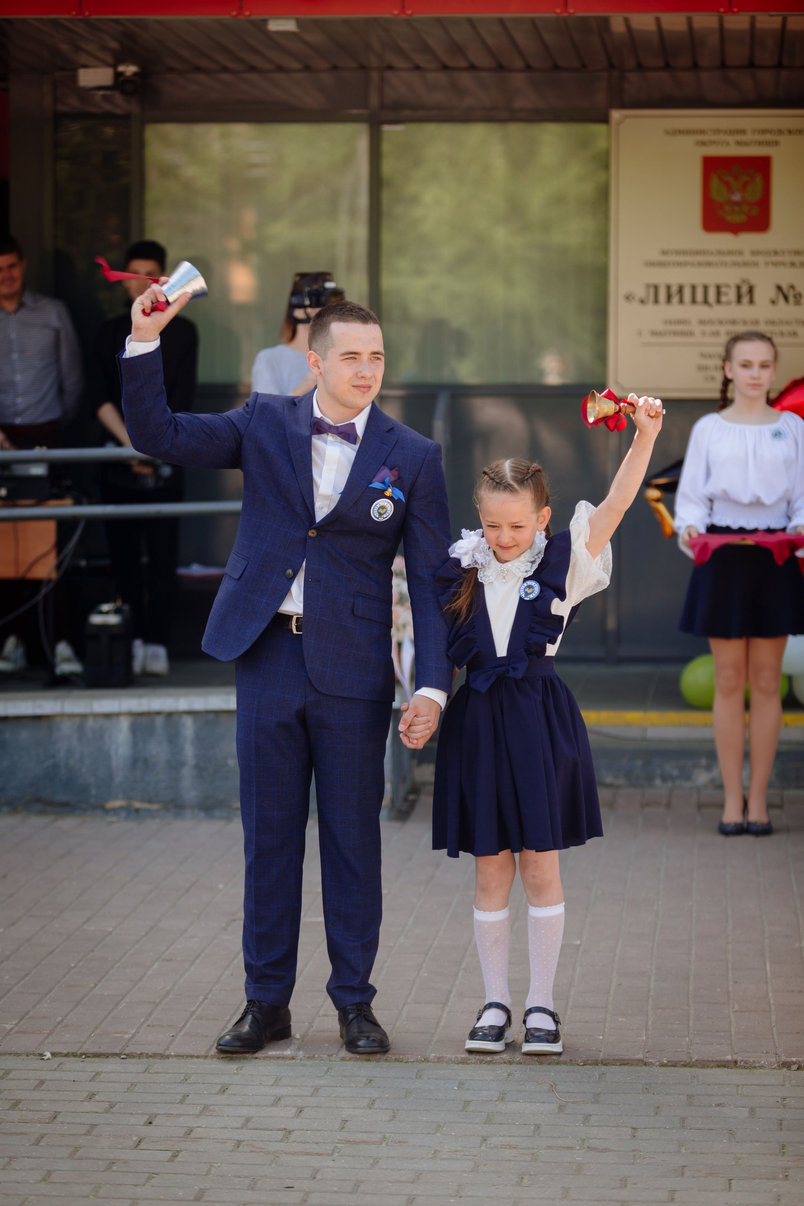 Последний звонок 2024 (2 часа фотосъемки). Профессиональный фотограф Надежда Антонова