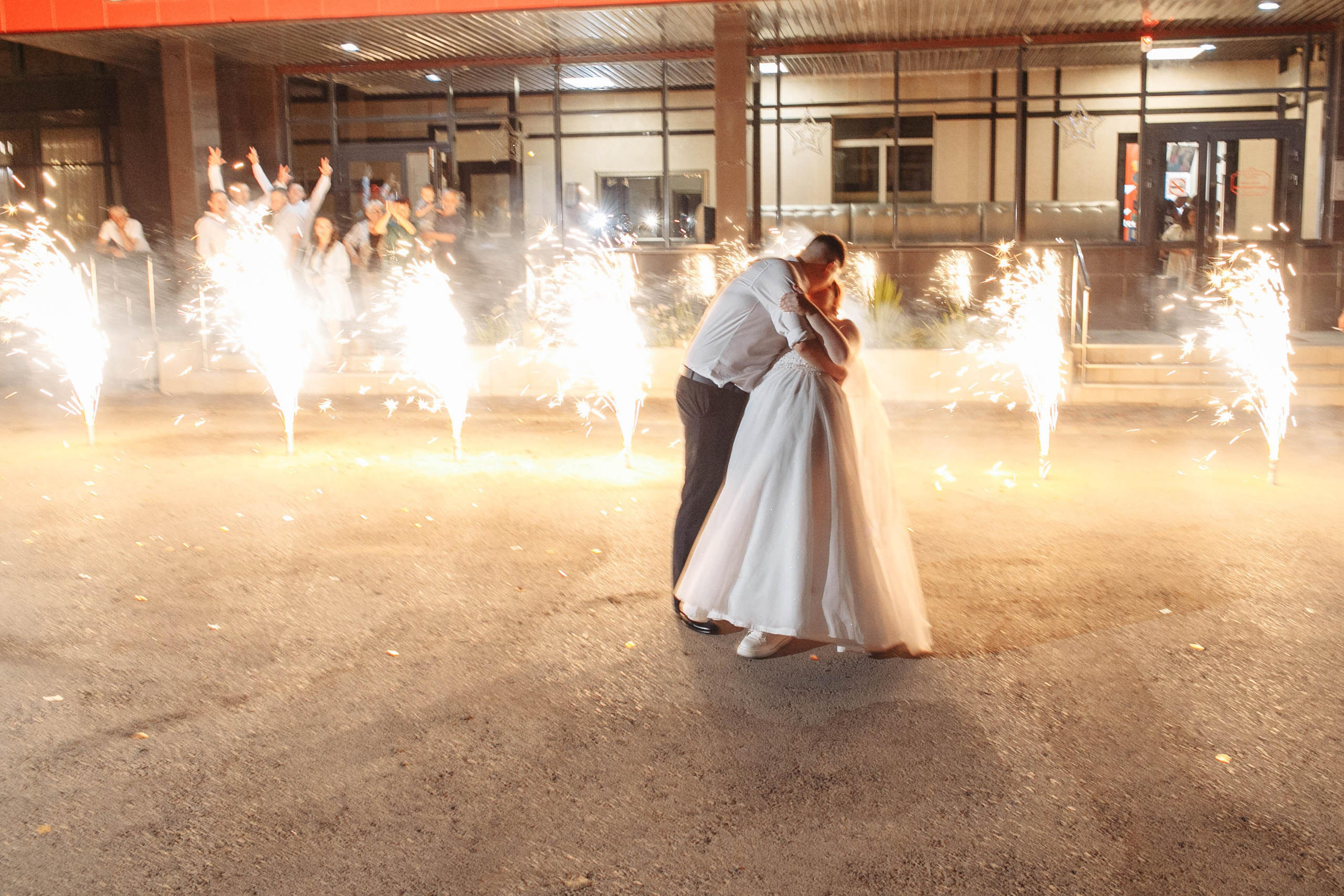 Татьяна и Виктор: настоящая русская свадьба. Событийный фотограф Максим Бескоровайновнов