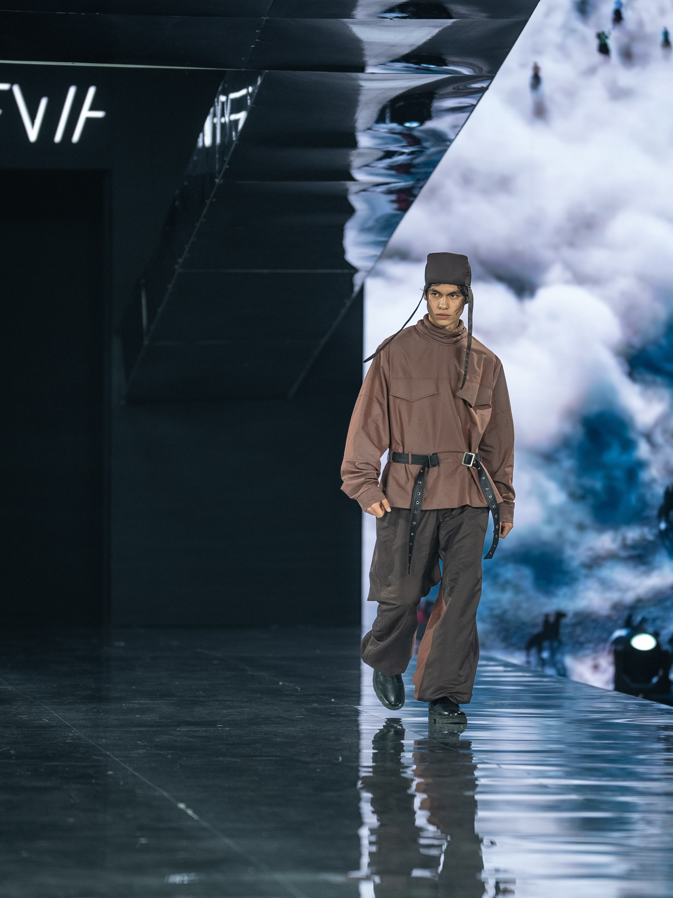 Visa Fashion Week Almaty Pre-Fall 2026 GAZHAIYIP. Сайт Алматинского НЮ АРТ, будуар и фэшн фотографа Дениса Карпенко