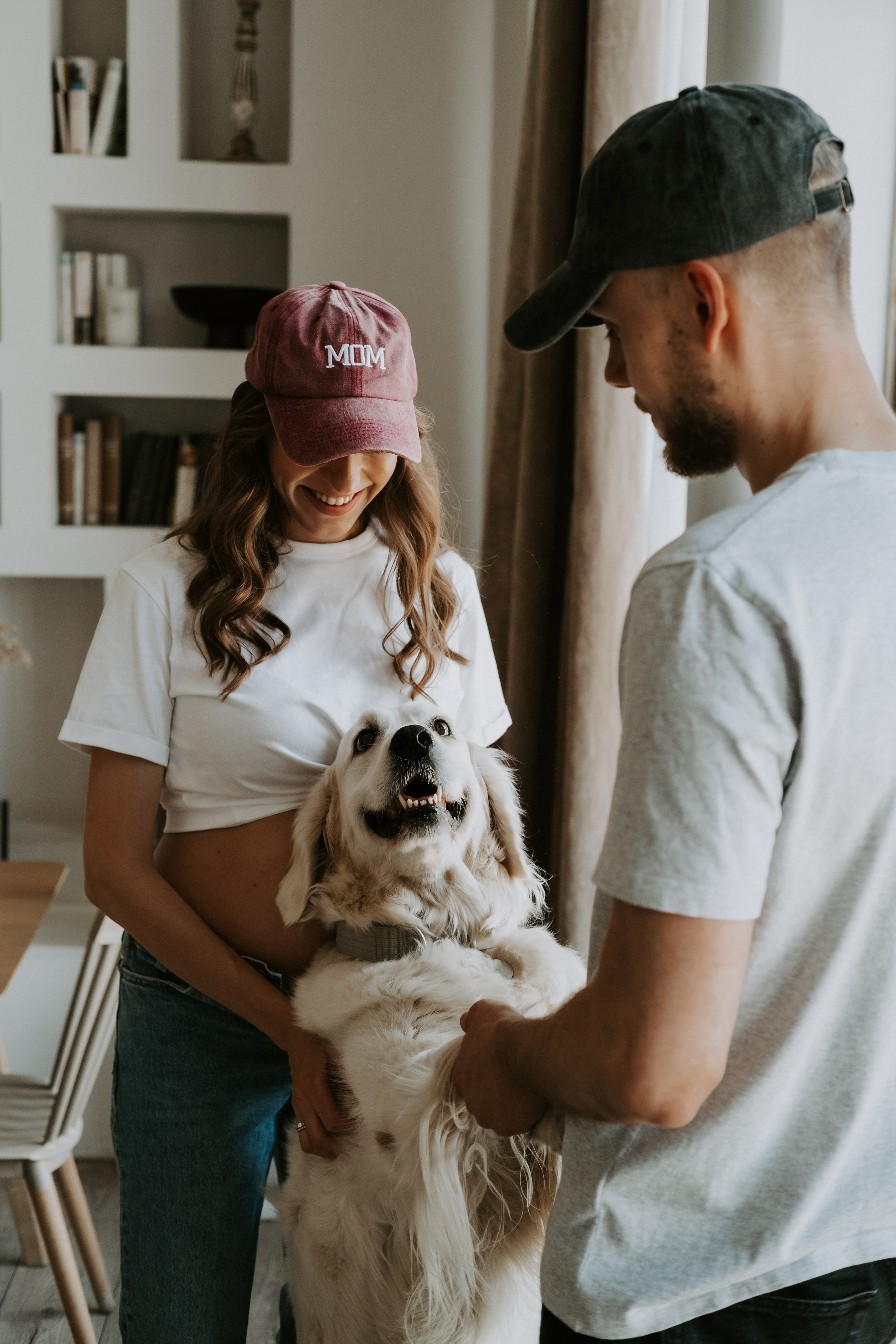 фотосессия беременности с собакой