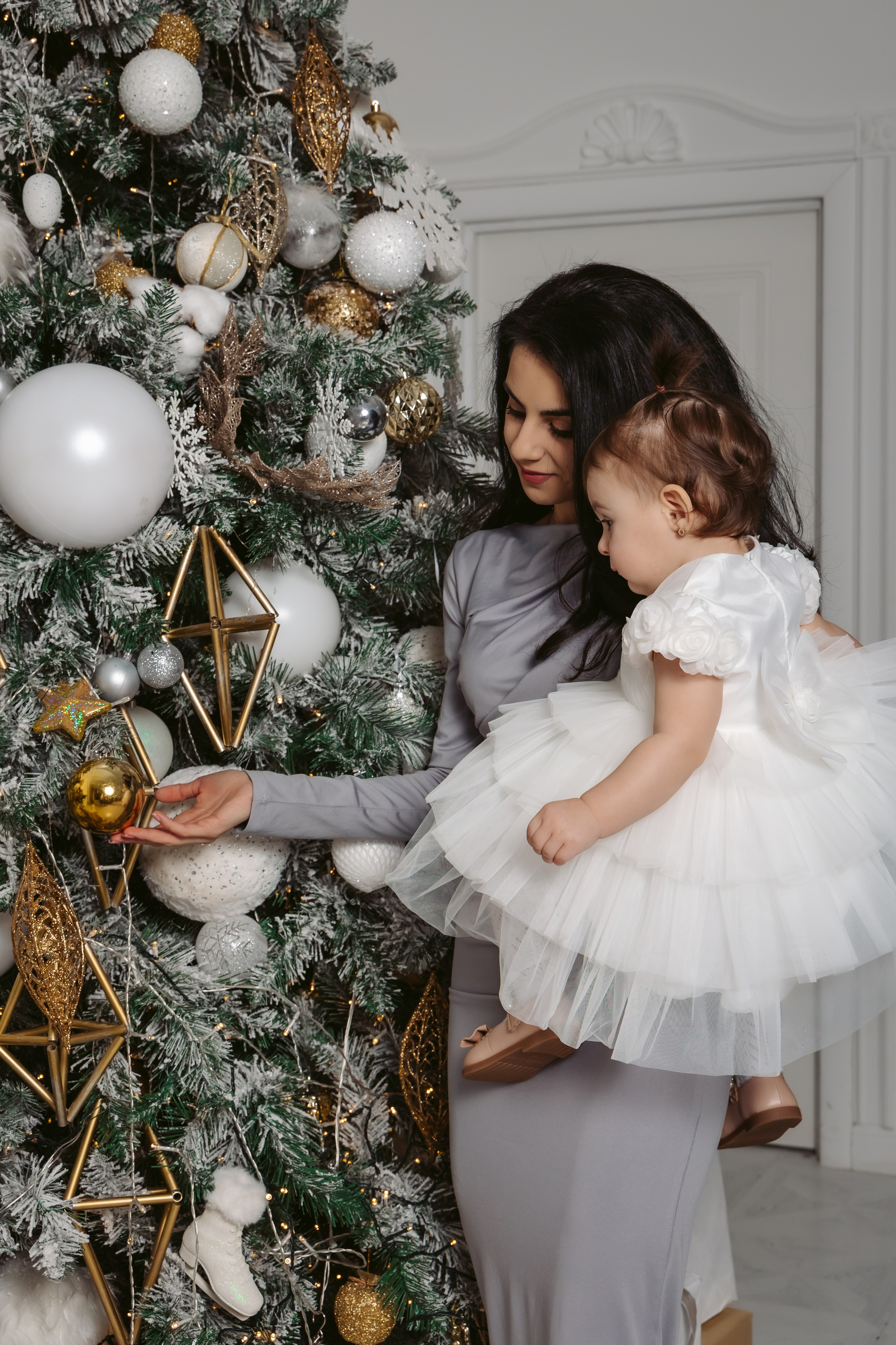 Новый Год 2025. Свадебный Фотограф в Москве Гор Магтагян