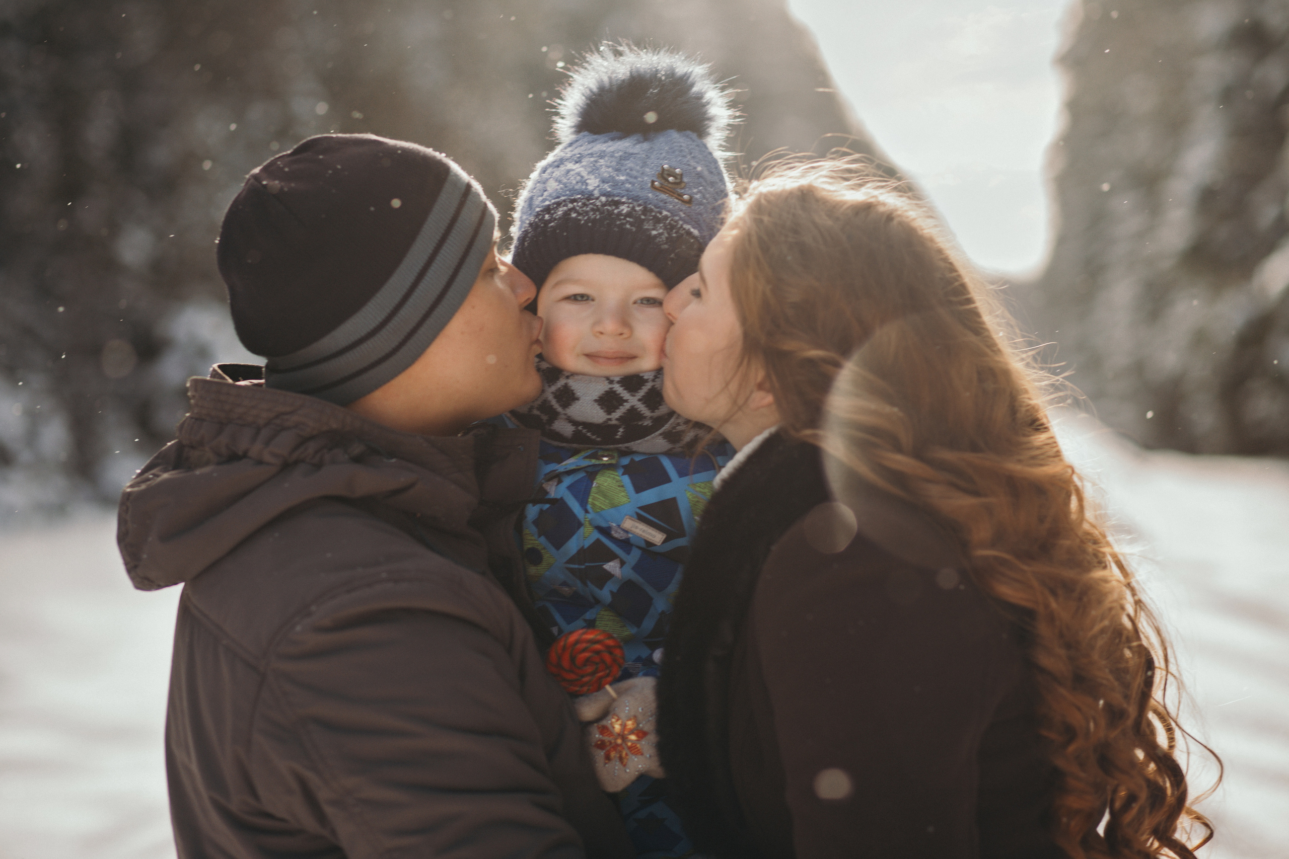 Зимняя прогулка. История про Дениса, Любу и малыша Алексея. Семейный фотограф в Вышнем Волочке — Ульяна Иванова | Фотосессии для всей семьи