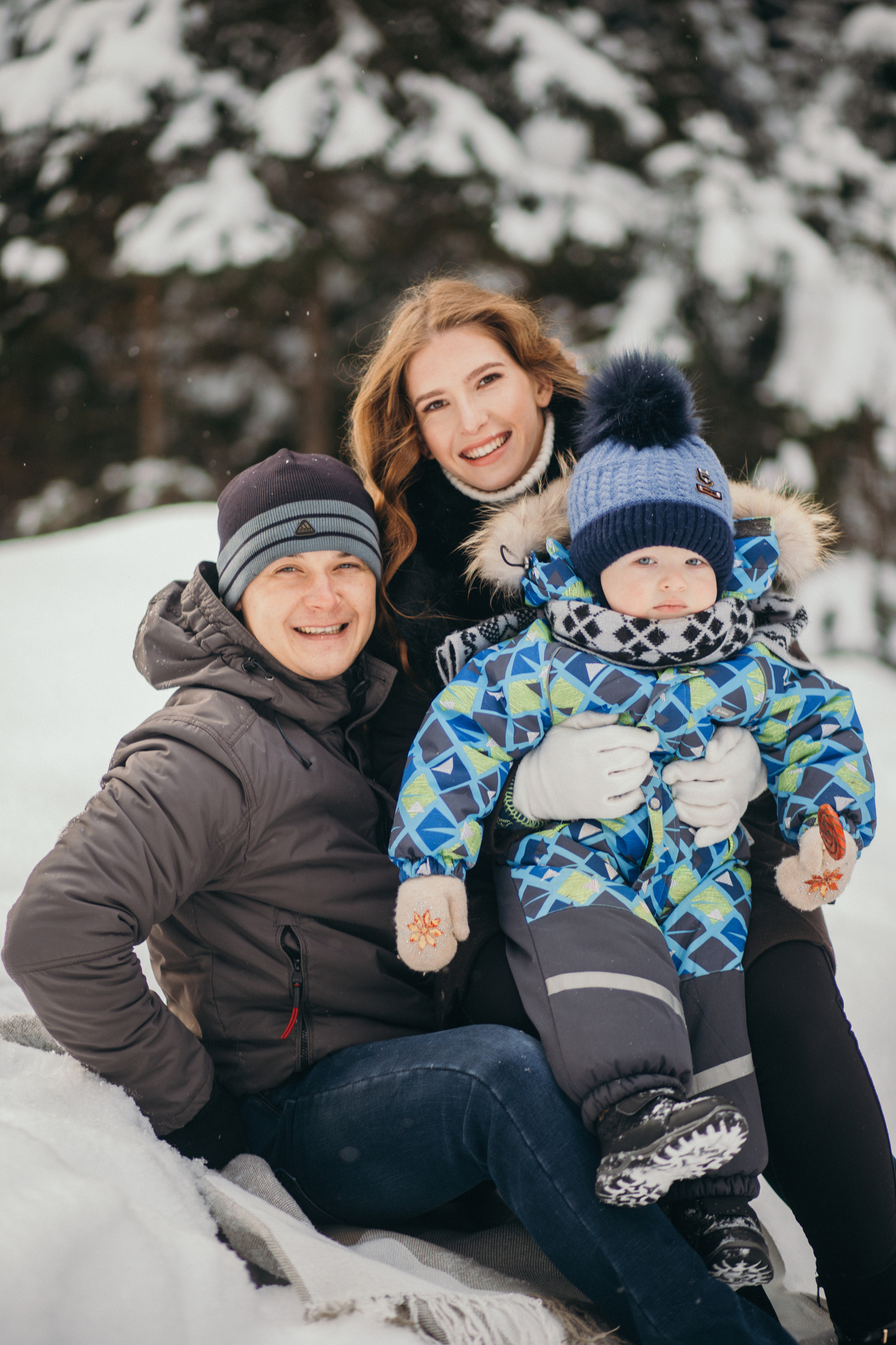 Зимняя прогулка. История про Дениса, Любу и малыша Алексея. Семейный фотограф в Вышнем Волочке — Ульяна Иванова | Фотосессии для всей семьи