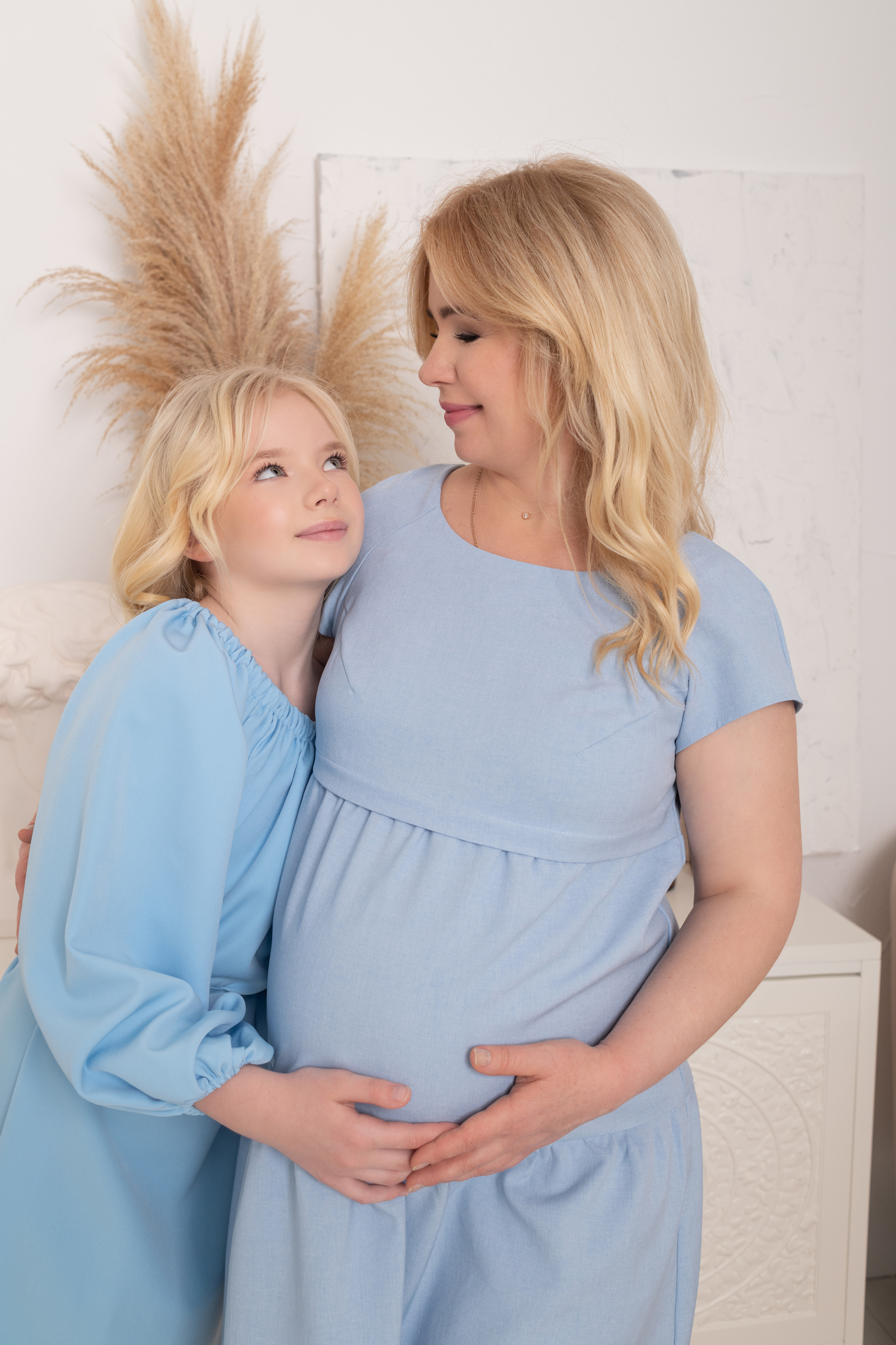 Фотосъемка беременности в студии и на природе. Фотограф в Москве и области Синенкова Екатерина