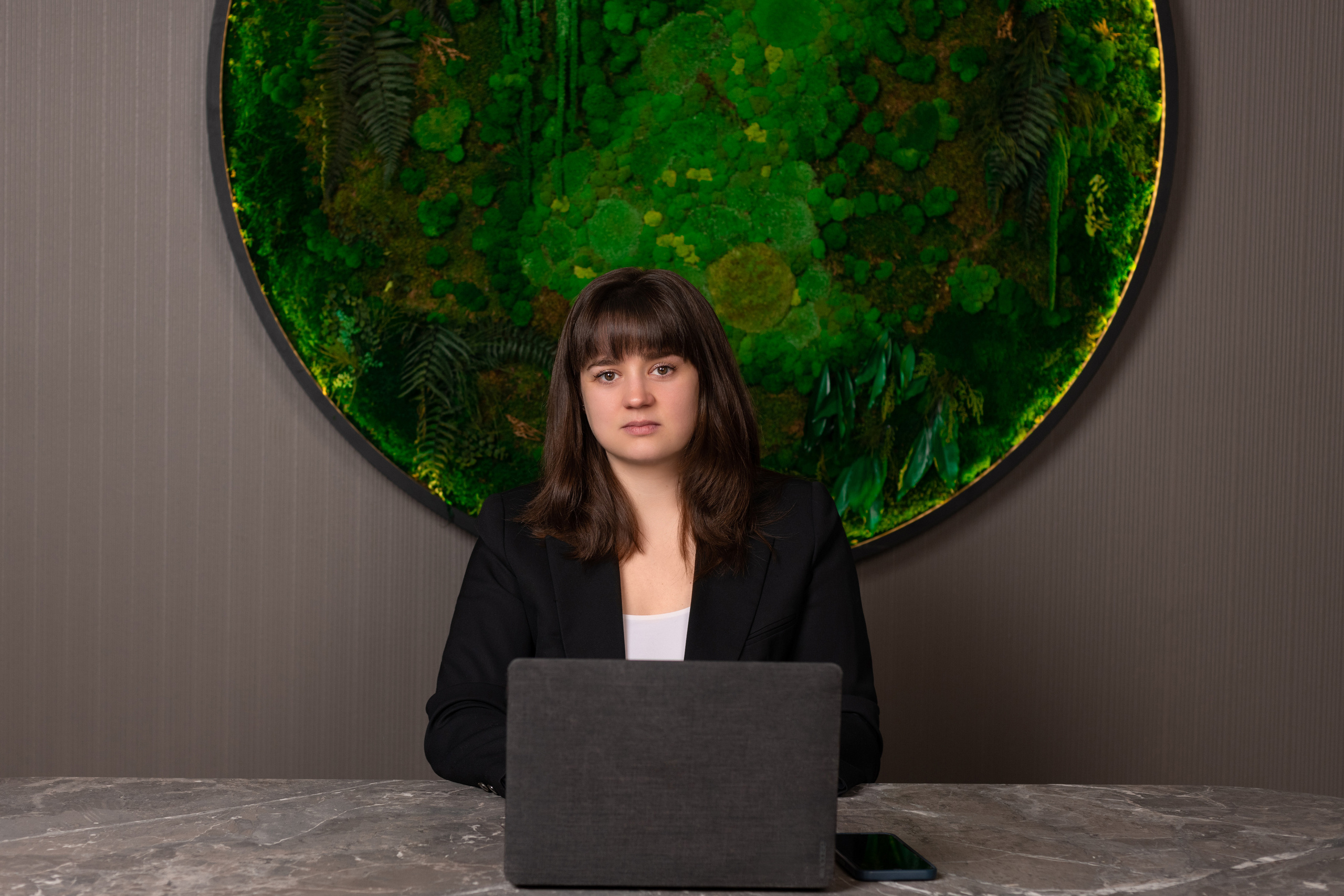 Фотосъёмка сотрудников, деловой женский и мужской портрет. Фотограф в Москве и области Синенкова Екатерина