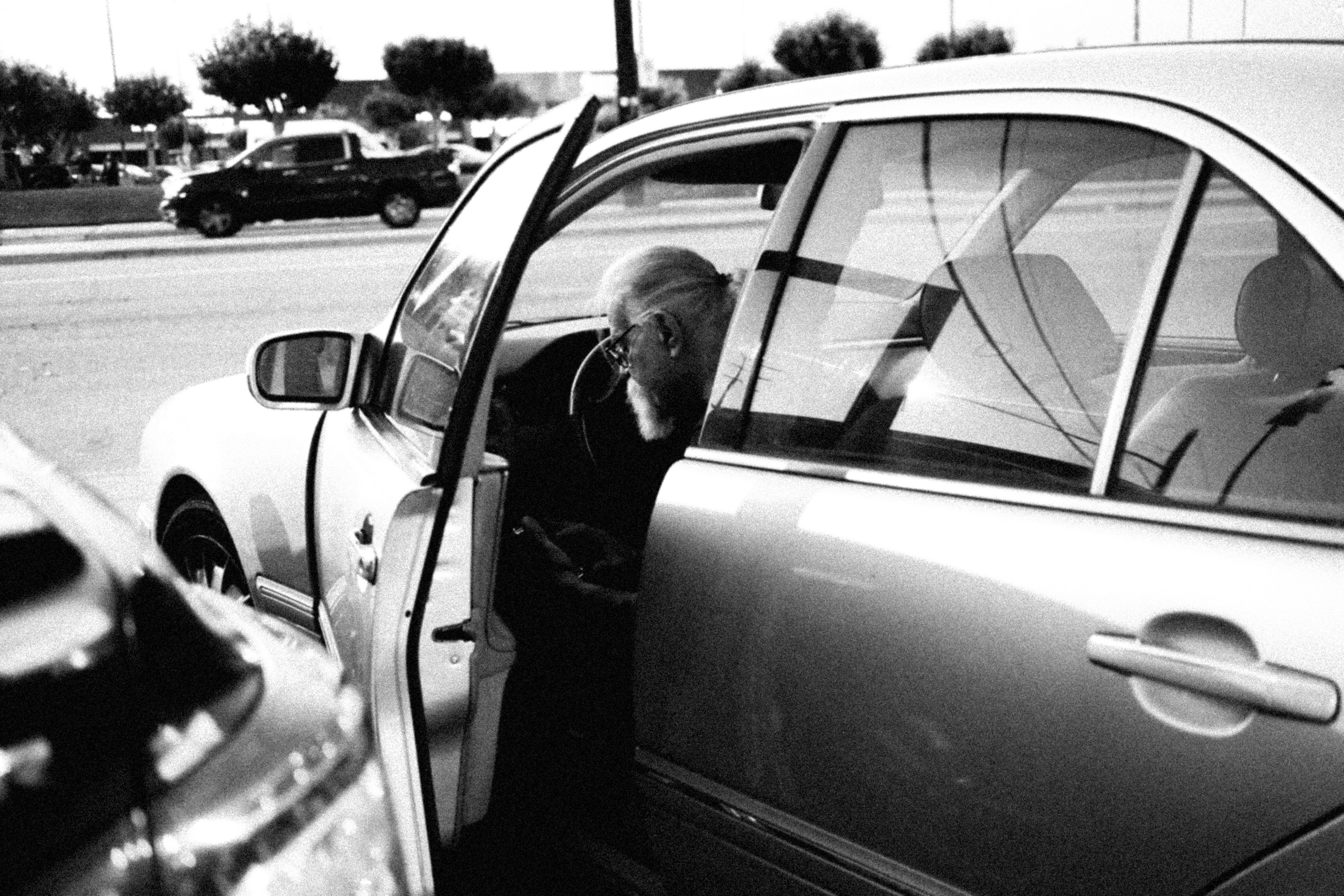 Behind the scenes. Portrait and backstage photographer Nina Crane