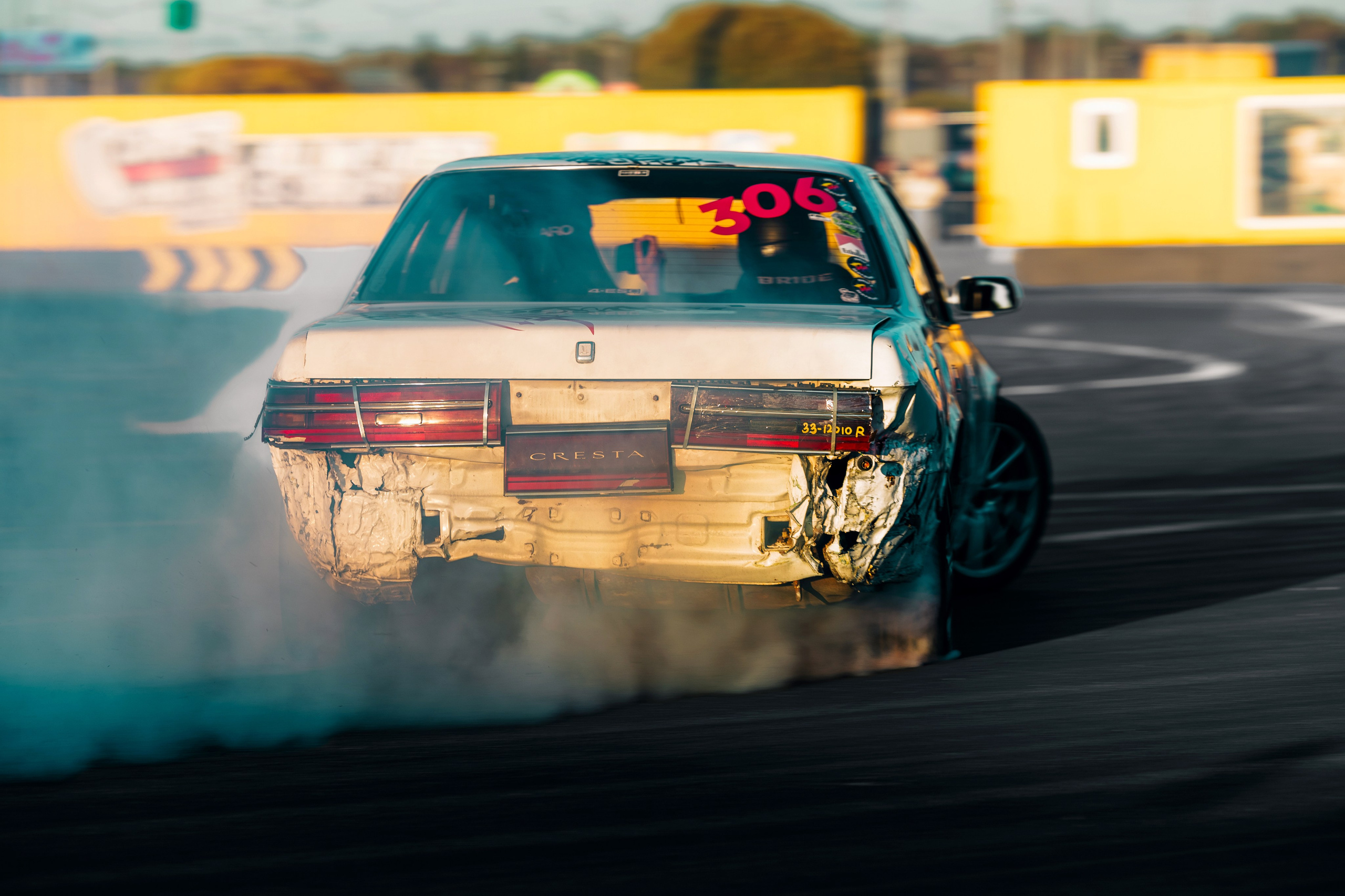 Фотографии закрытия сезона 2025 VibeSide — дрифт и автошоу у МЕГА Дыбенко, Санкт-Петербург