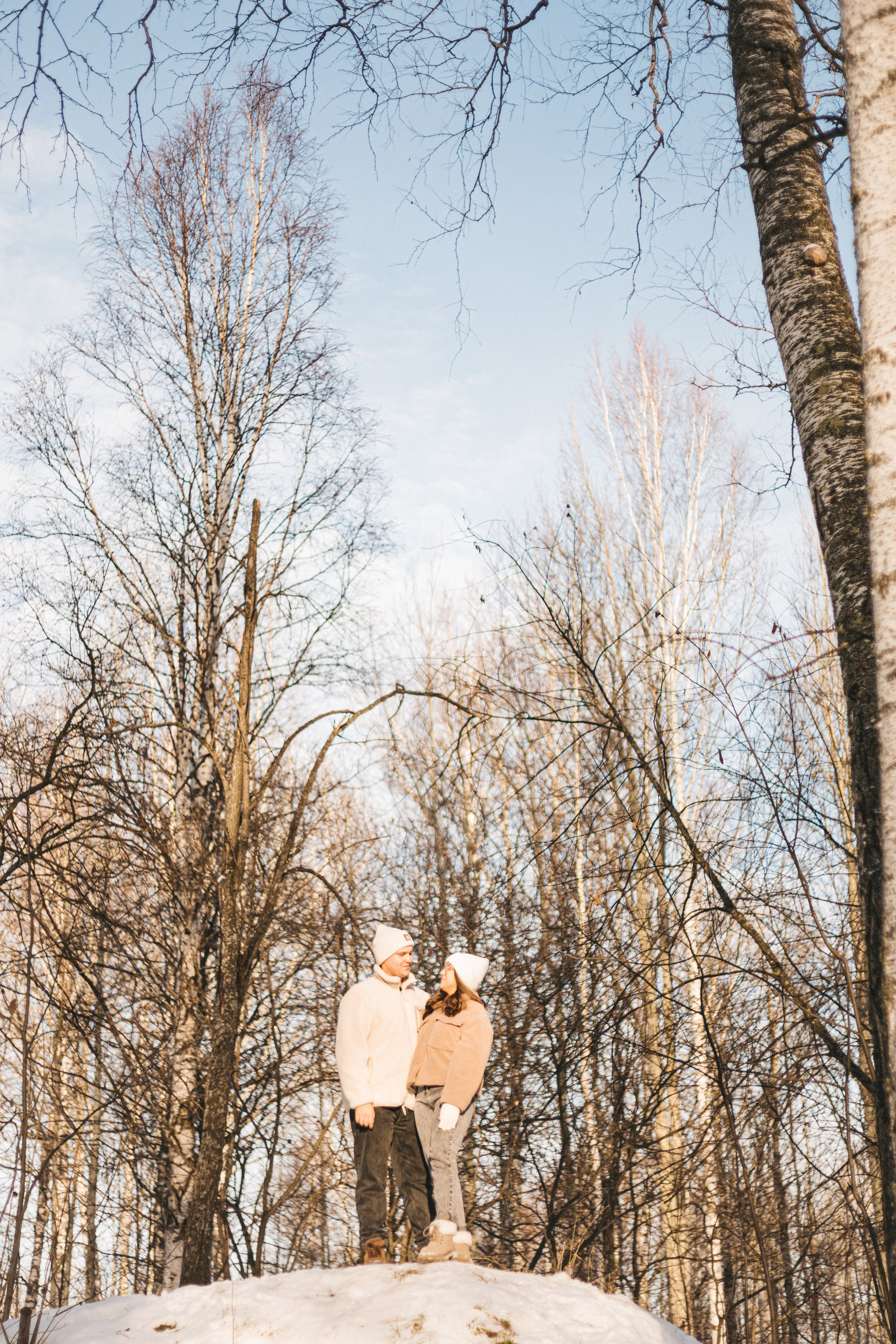 Тепло в зимнем лесу. Арт-фотограф Крис Л. в Тобольске: портрет, семейные, свадьбы