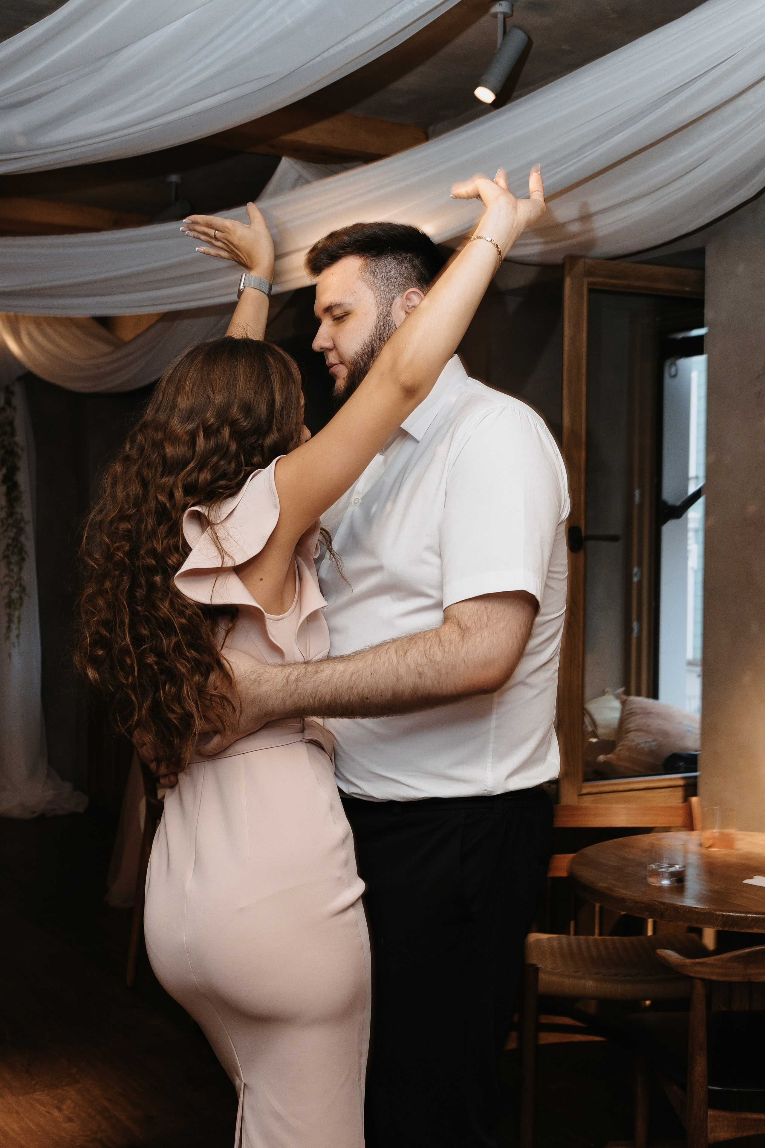 Илья и Ксюша (2024). Свадебный и семейный фотограф в Москве Яна Шувалова