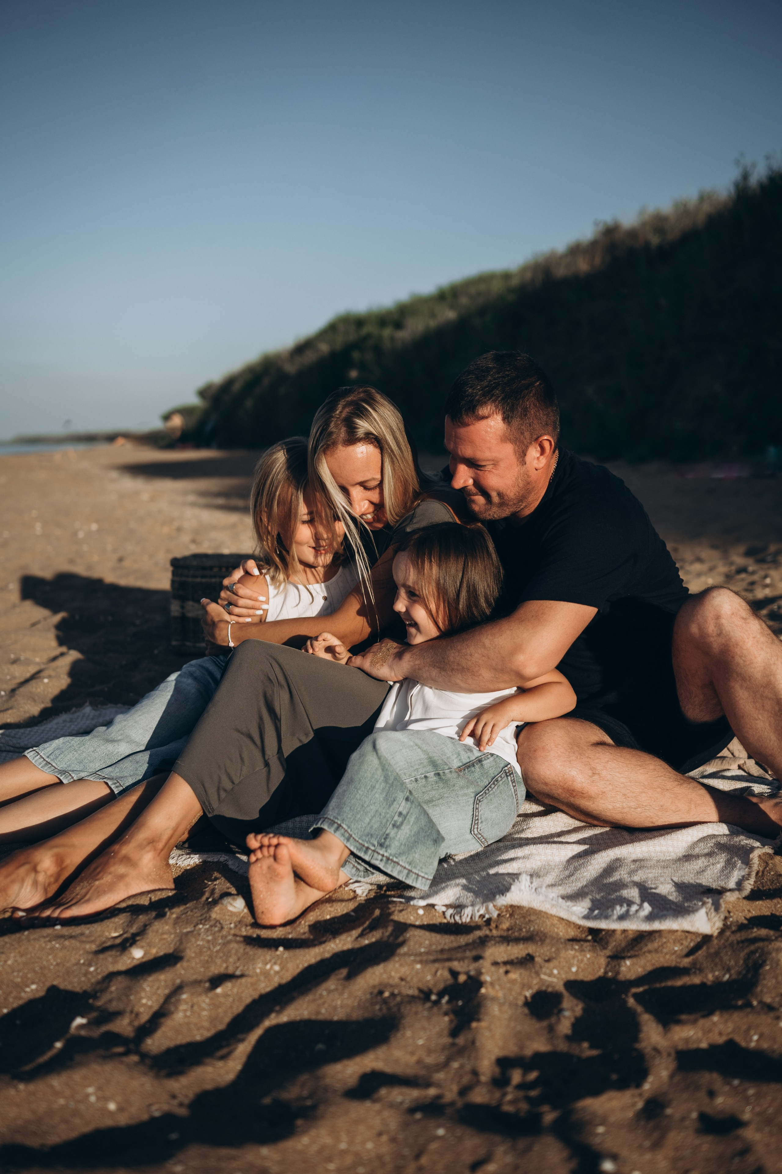 Стас, Наталья, Маруся и Саша. Фотограф Горбенко Анна