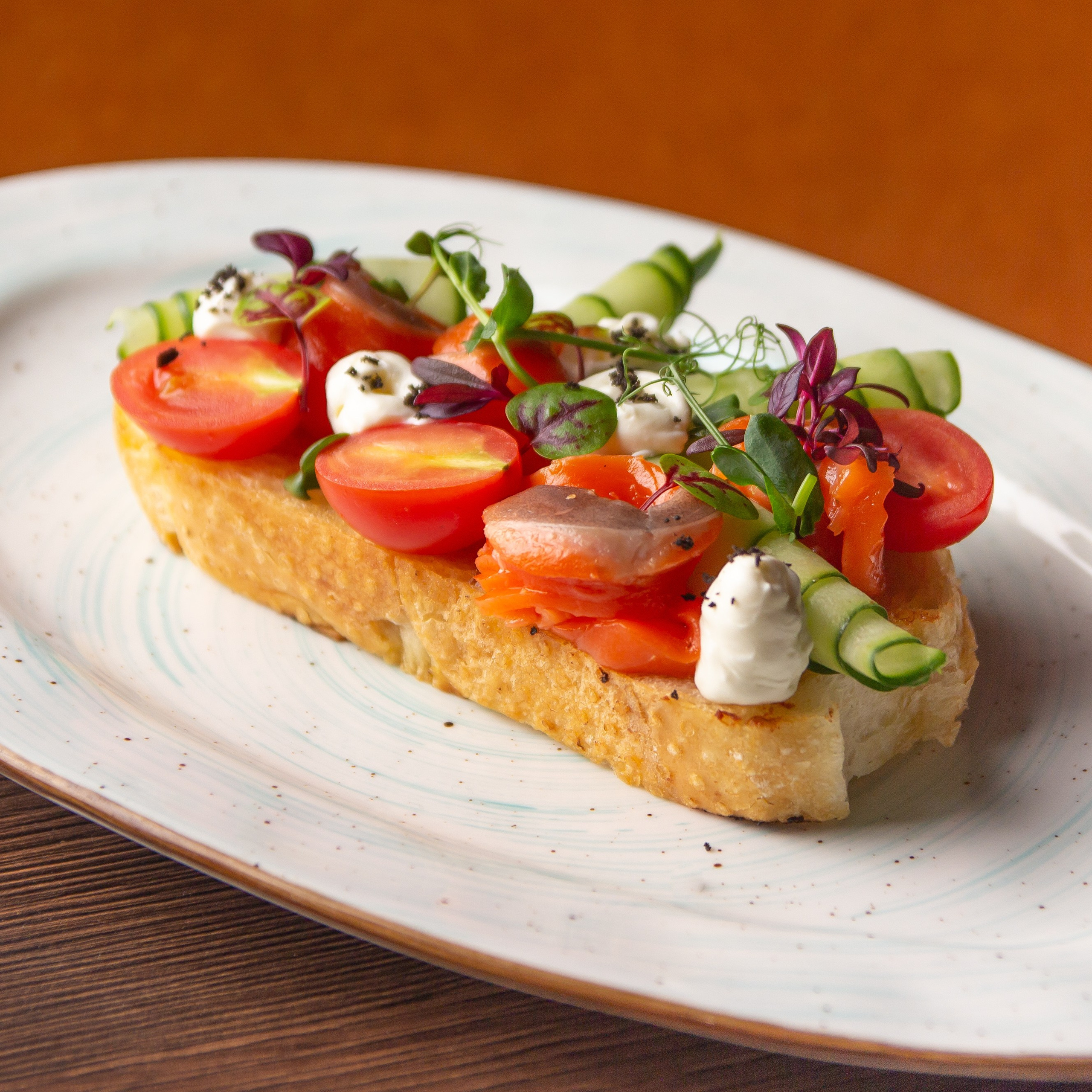 Voyage вояж брускетта фудфото стряпунин александр фотограф уланудэ улан-удэ ресторан кафе меню фуд бурятия фотограф предметное фото