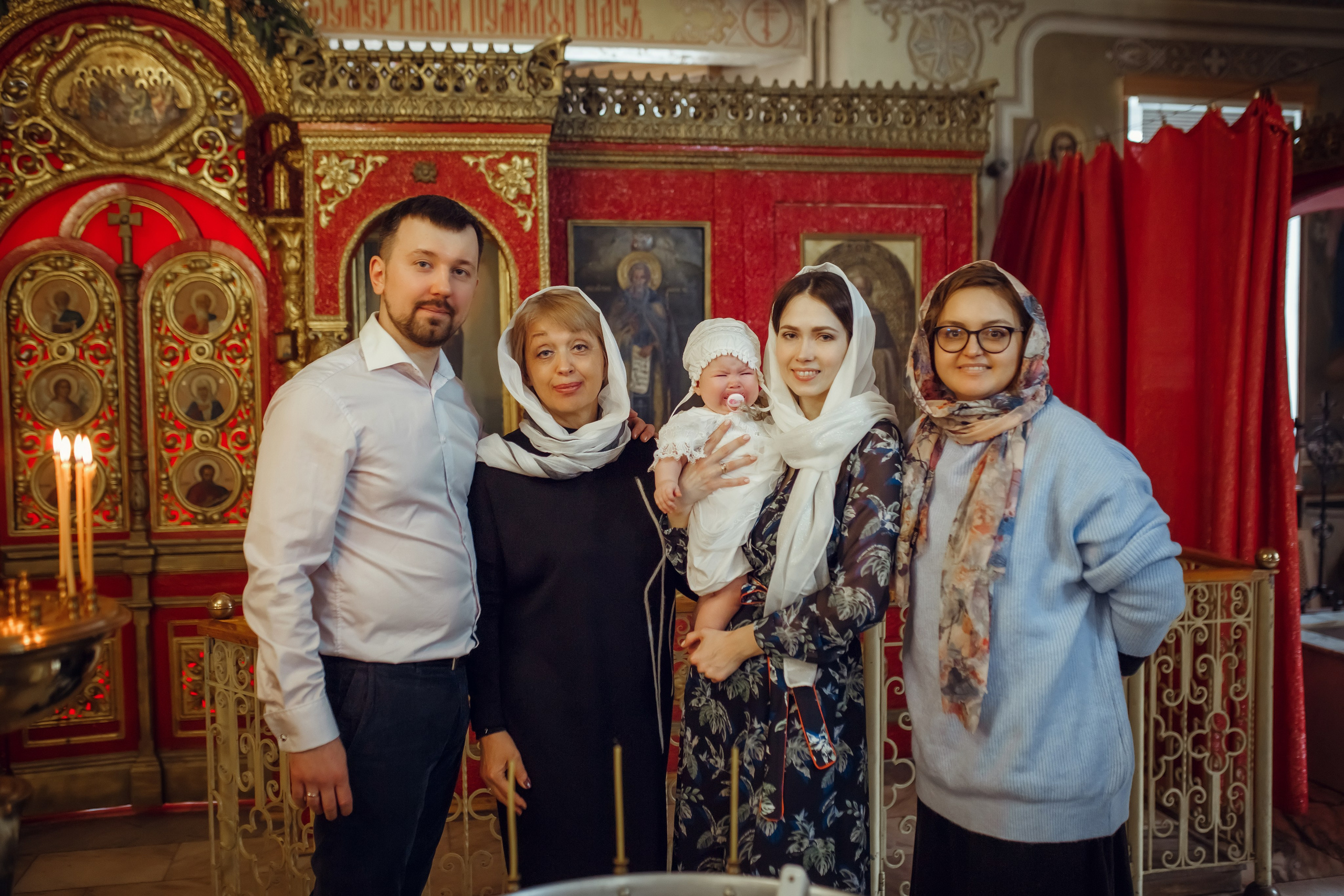 Крещение Валерии. Фотограф на Крещение, семейный фотограф в Москве