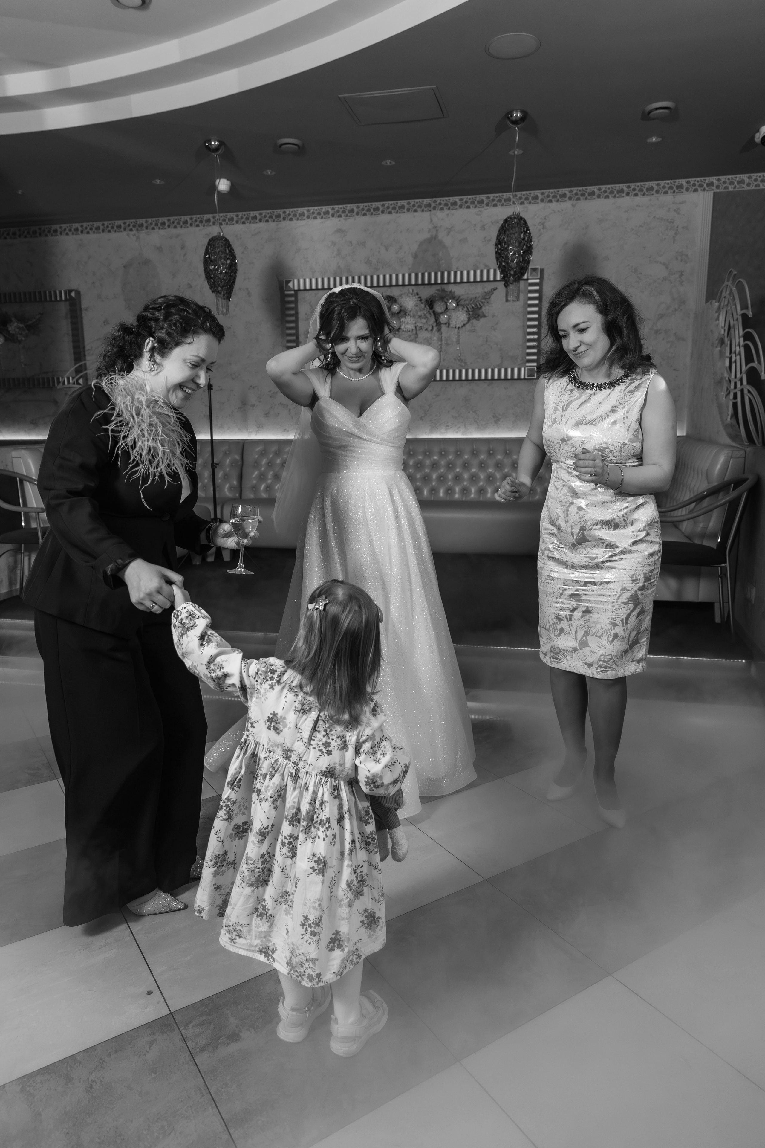 Репортаж Свадебного банкета Юлии и Романа. Семейный и женский фотограф в Москве Надежда Воробьева